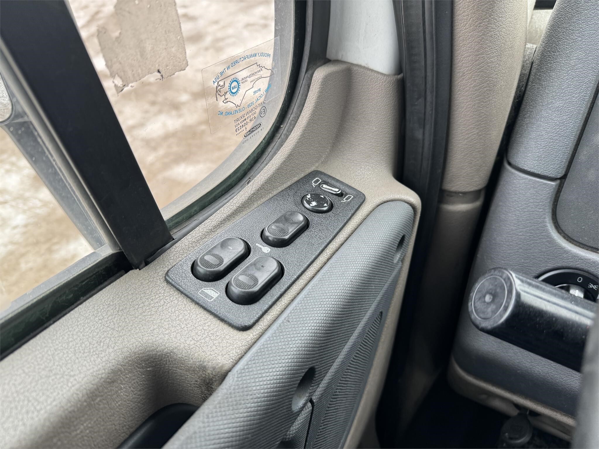 2015 Freightliner Cascadia 125 Semi Trucks/Trailer