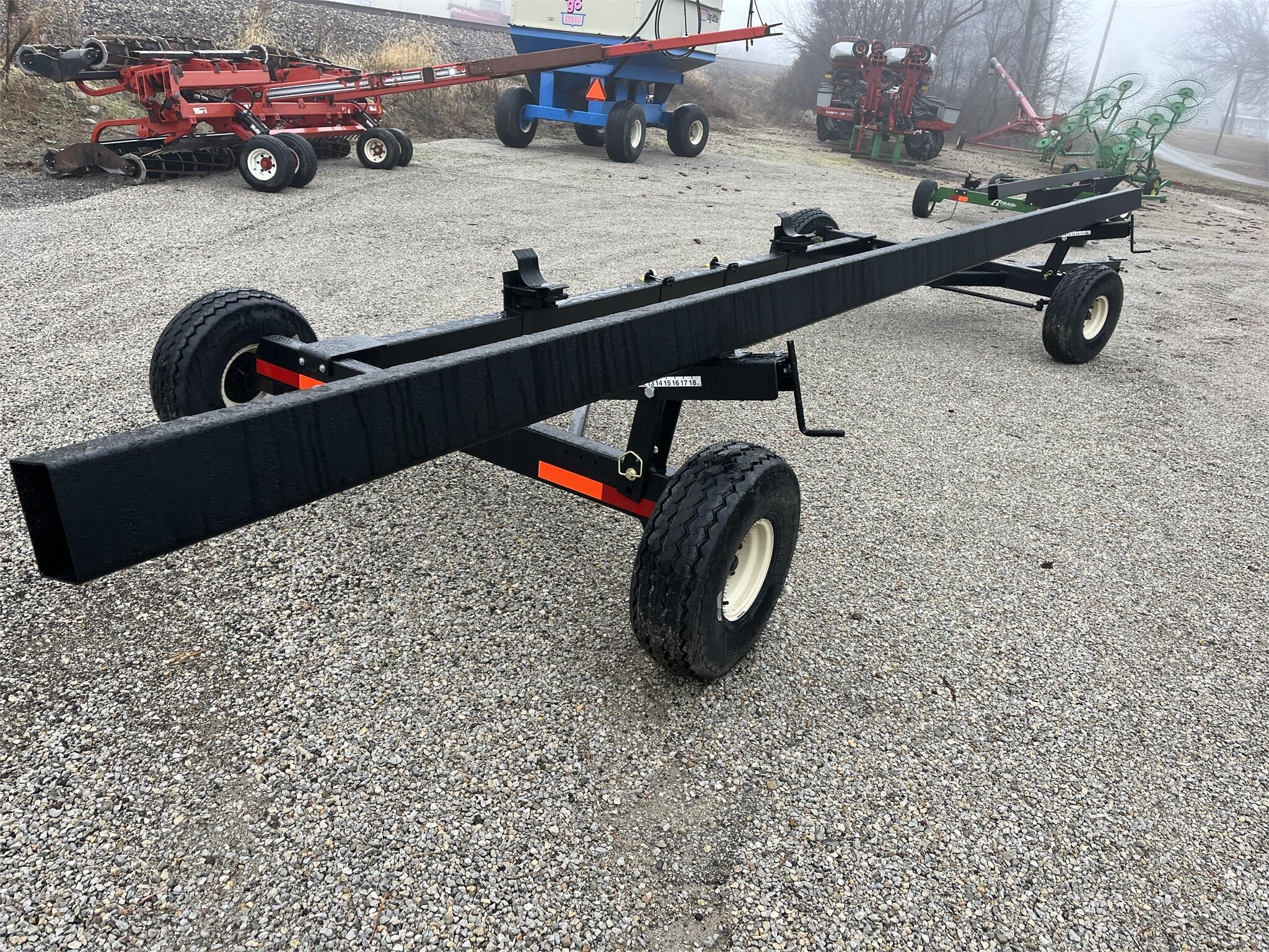  E-Z Trail 680 Header Trailer