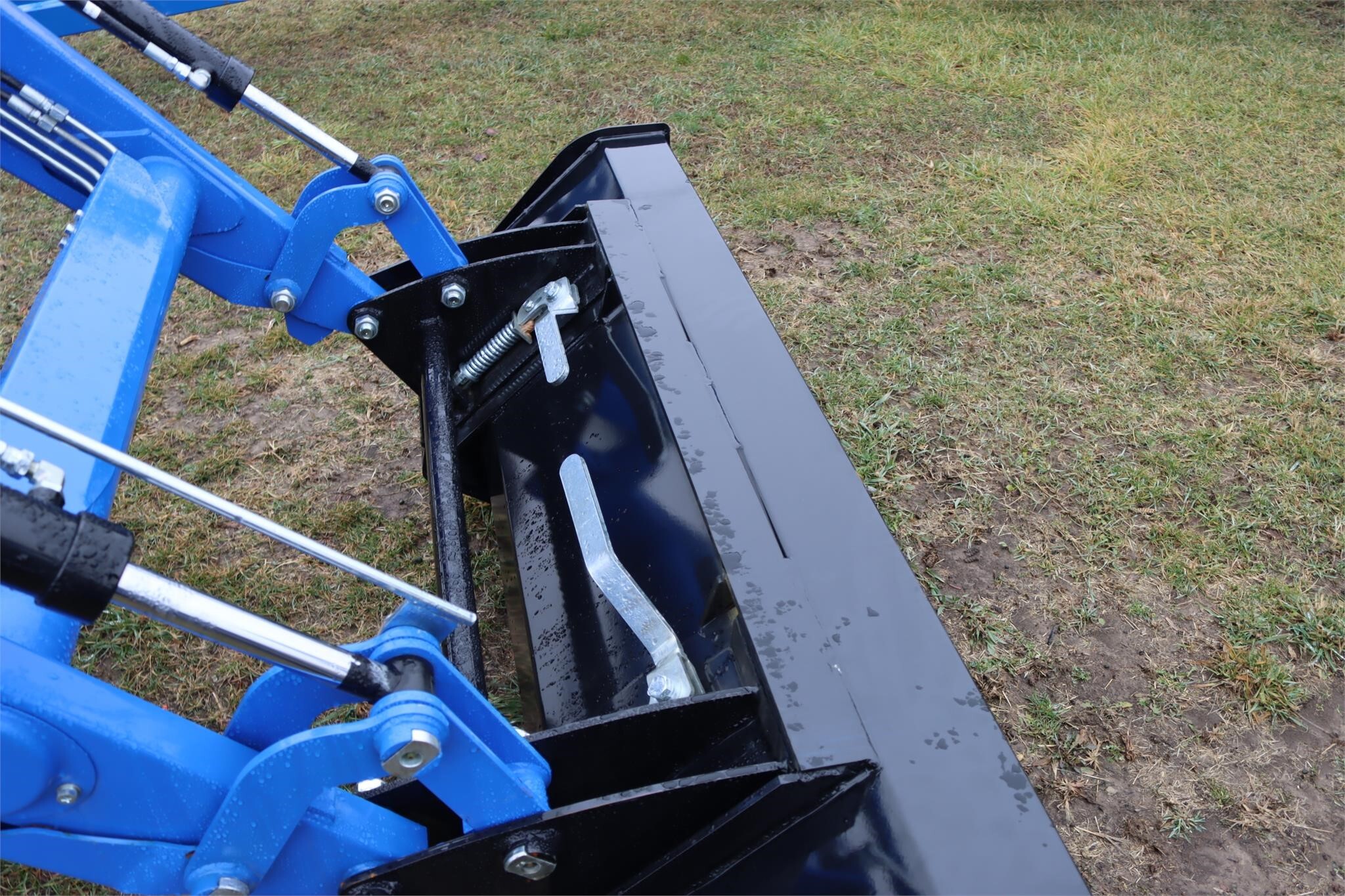  New Holland Workmaster 25 Tractor