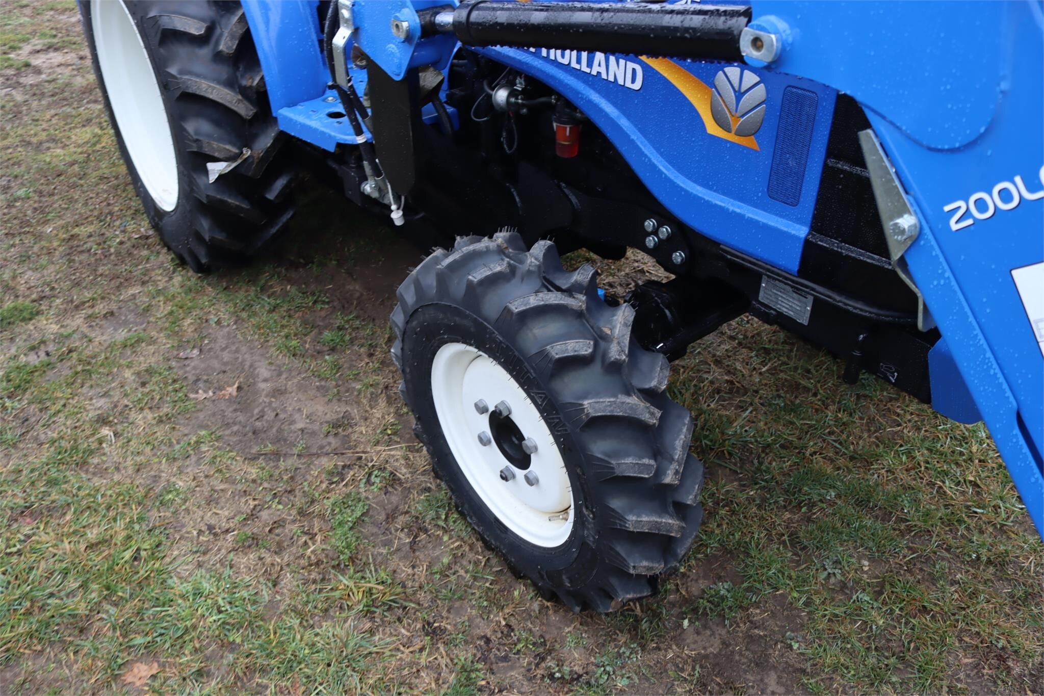  New Holland Workmaster 25 Tractor