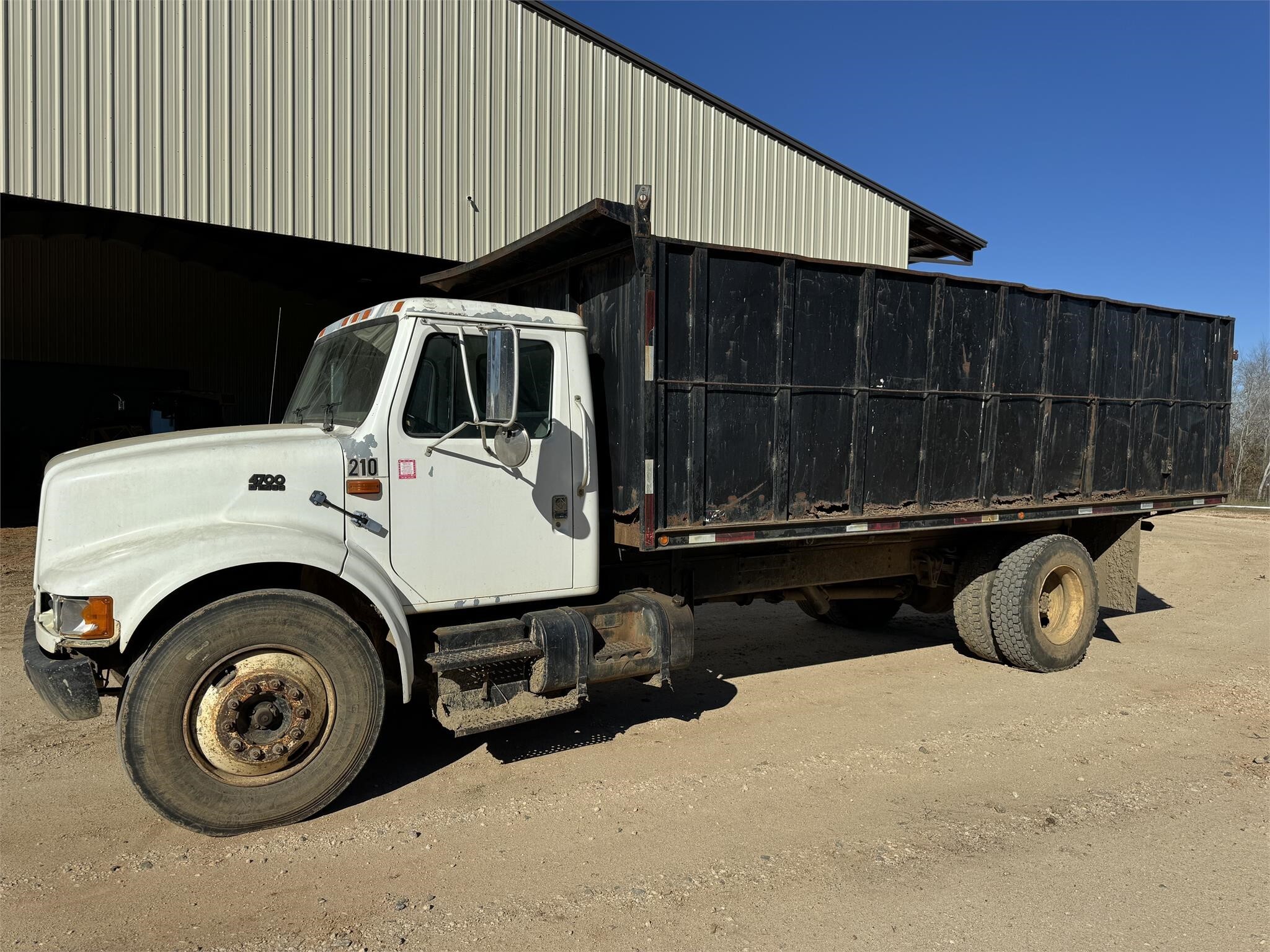 1996 International 4700 Dump Trucks/Trailer