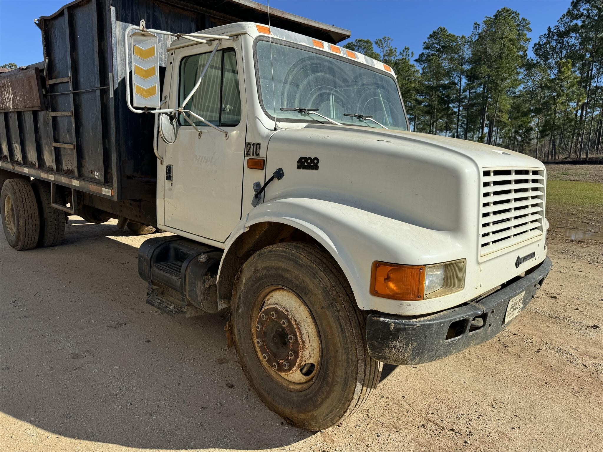1996 International 4700 Dump Trucks/Trailer
