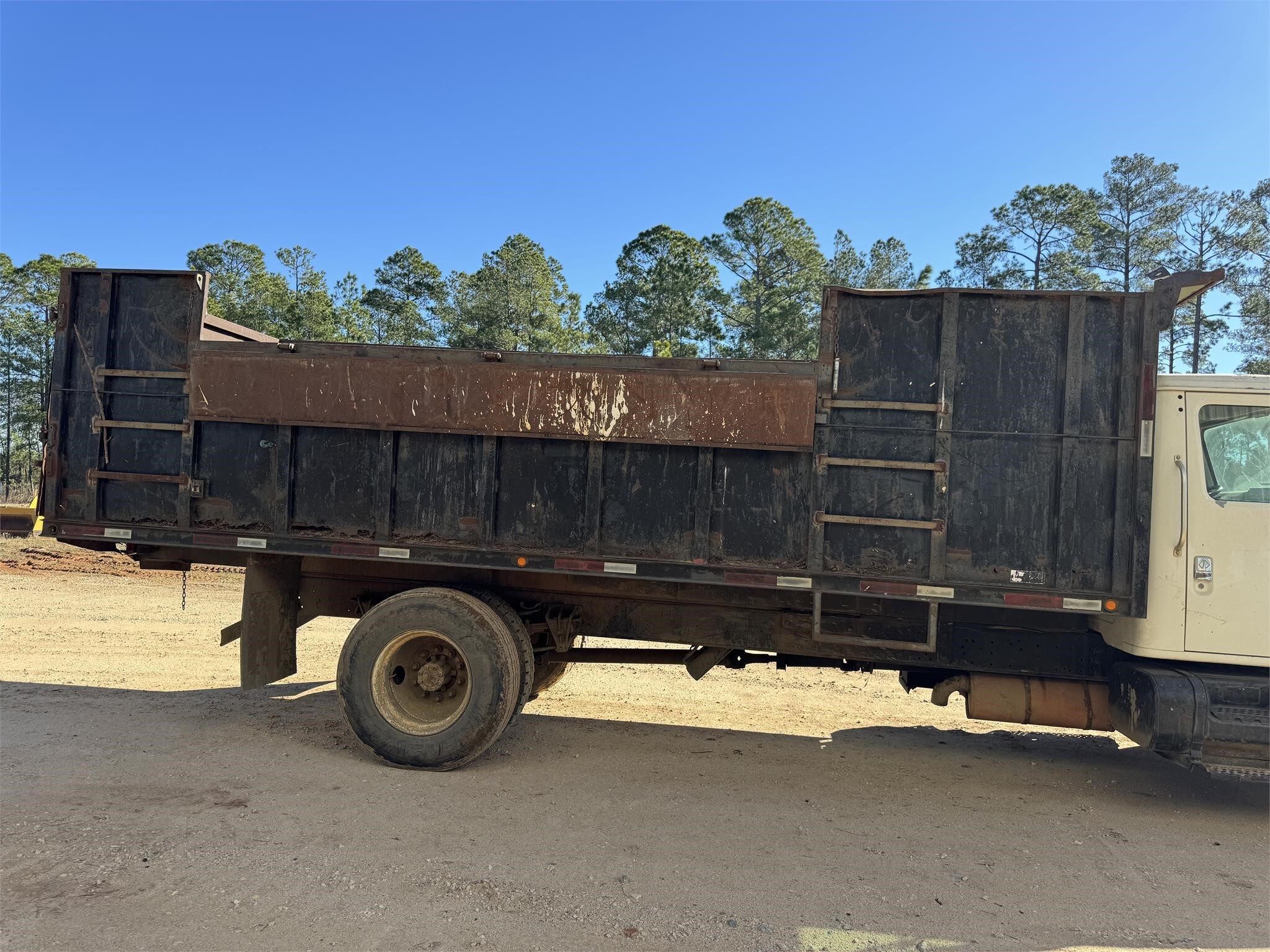 1996 International 4700 Dump Trucks/Trailer