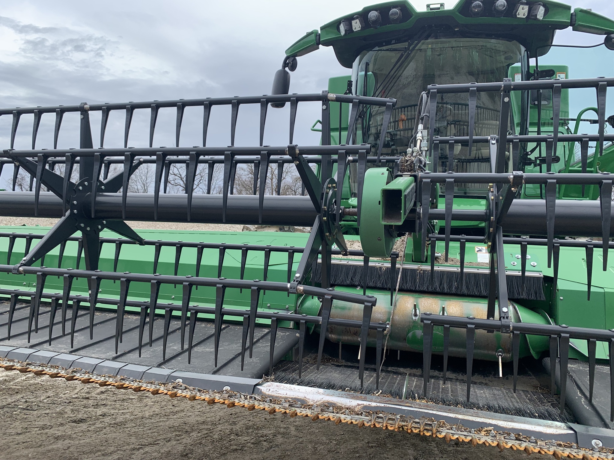 2020 John Deere 740FD Platform