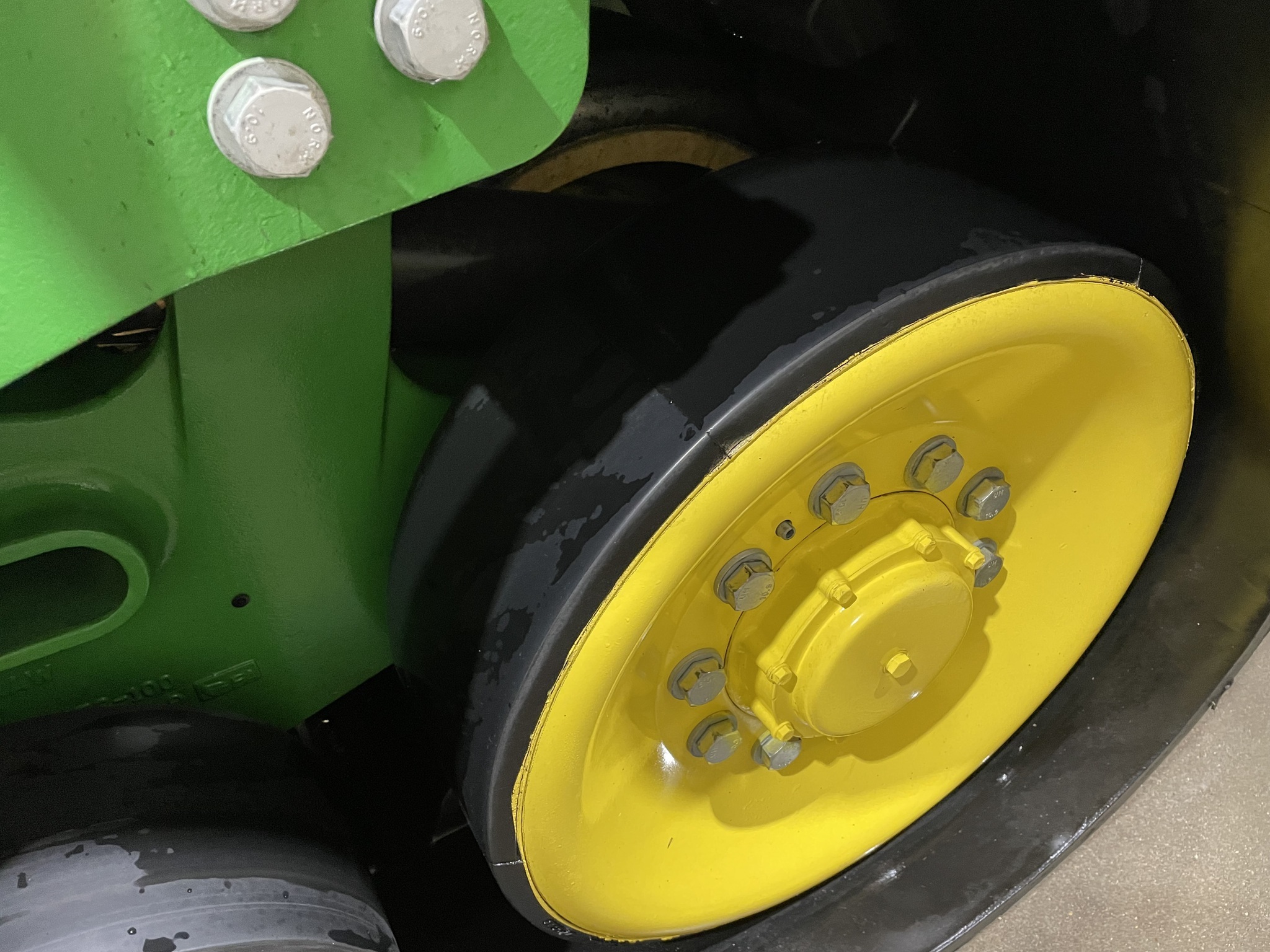 2022 John Deere 9RX 640 Tractor