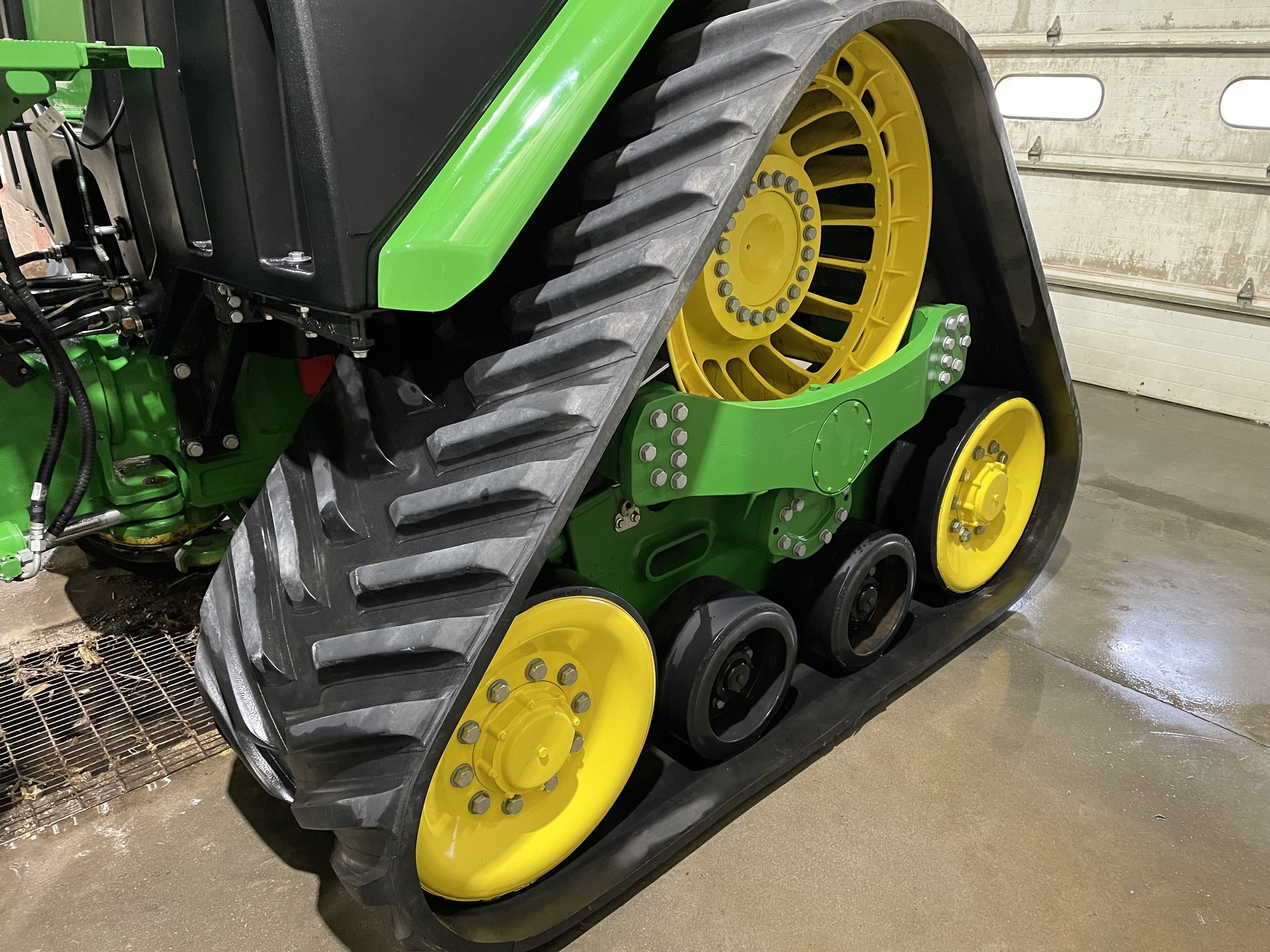 2022 John Deere 9RX 640 Tractor
