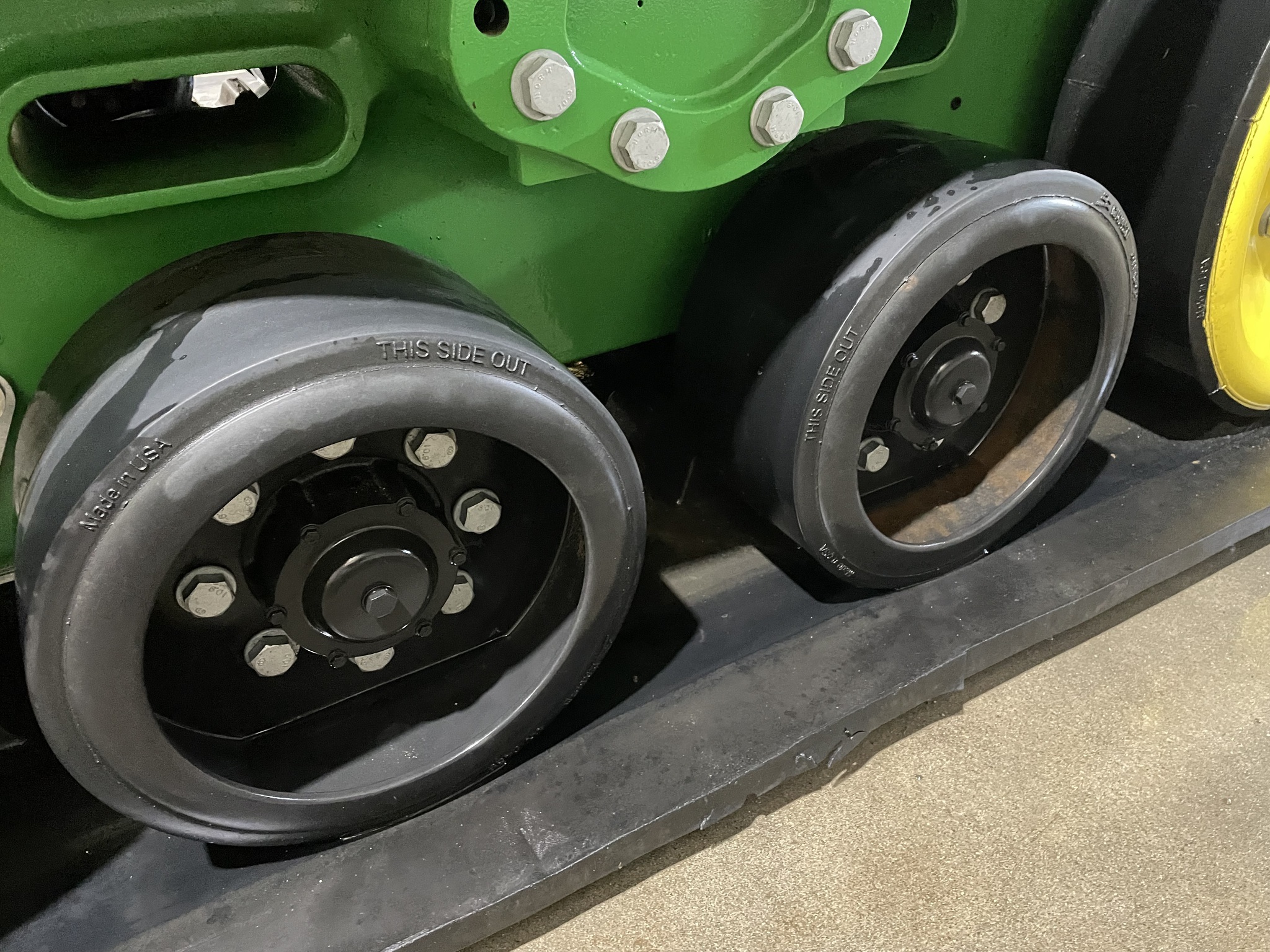 2022 John Deere 9RX 640 Tractor