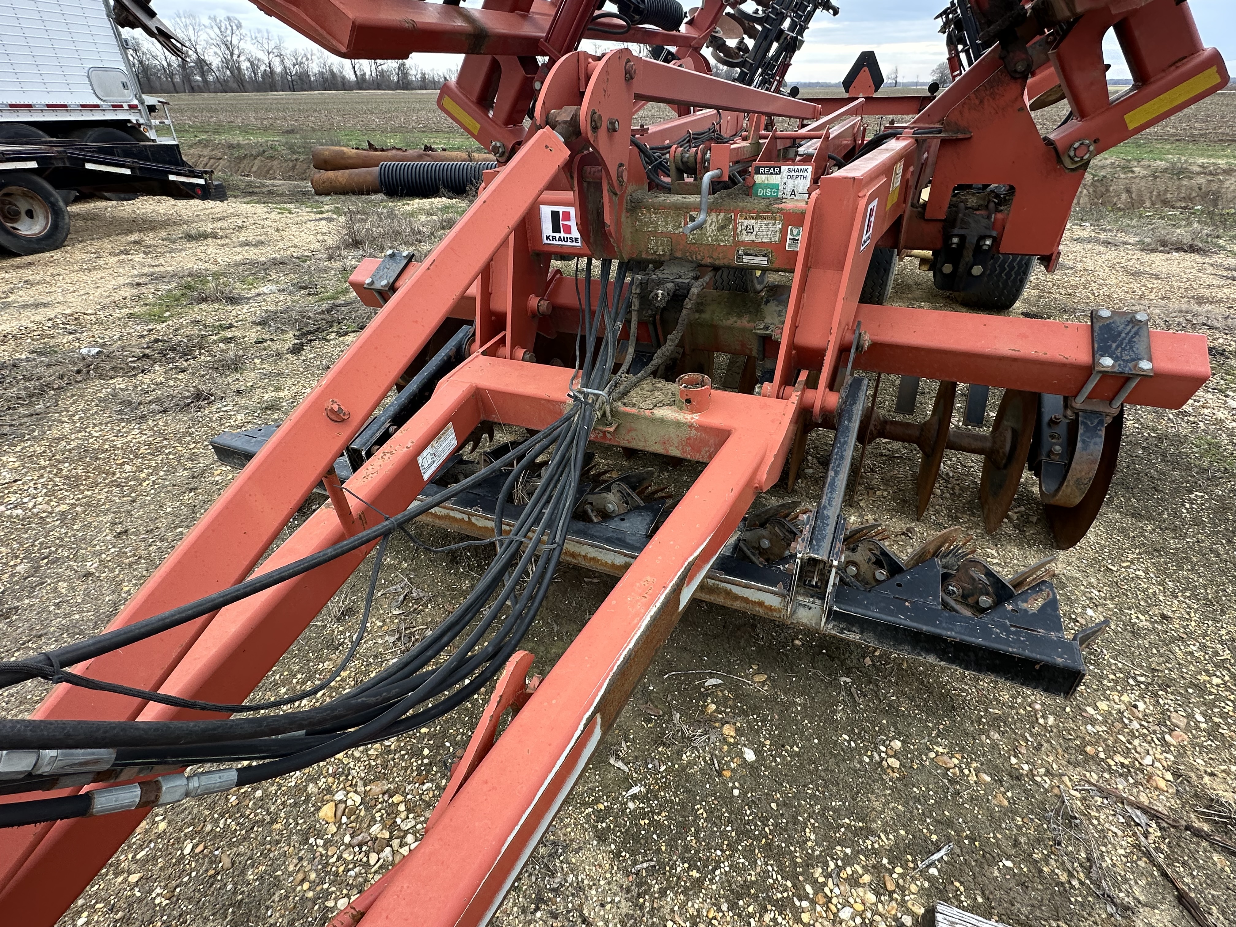 2009 Krause 4850 -18 In-Line Ripper