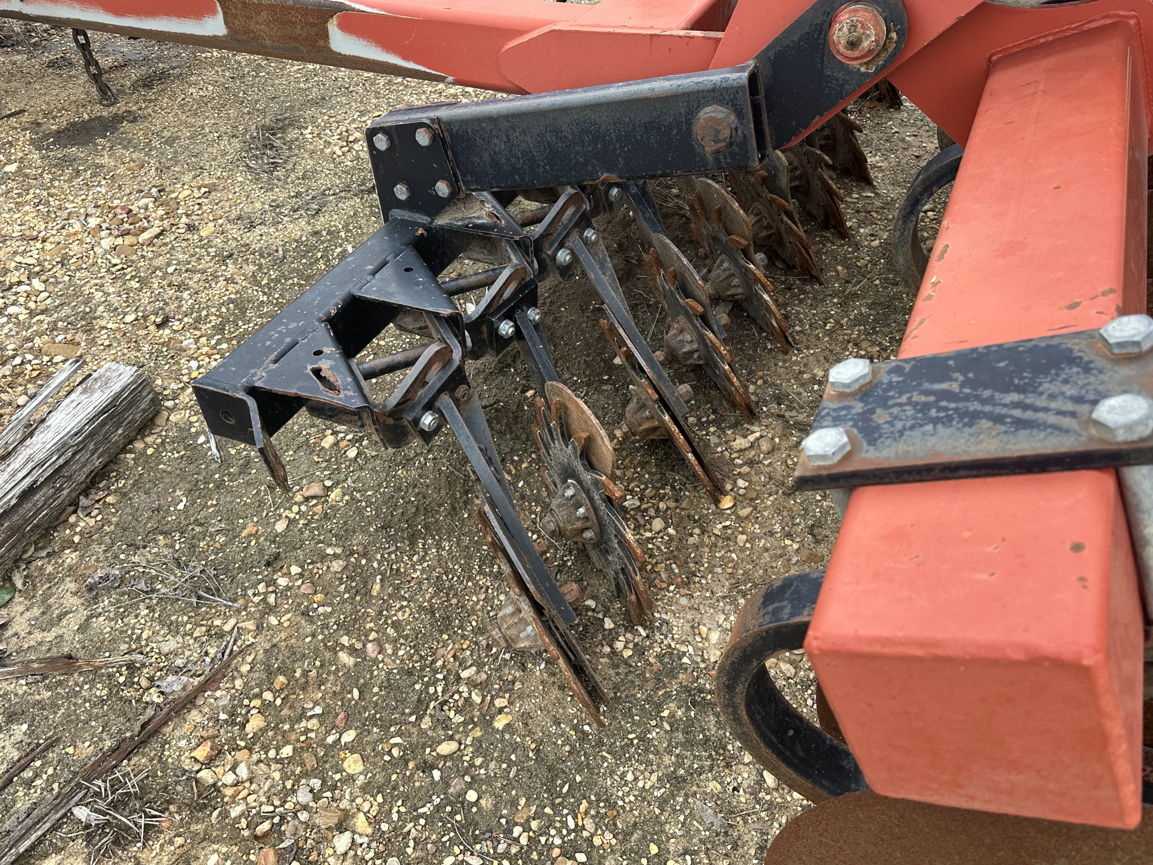 2009 Krause 4850 -18 In-Line Ripper