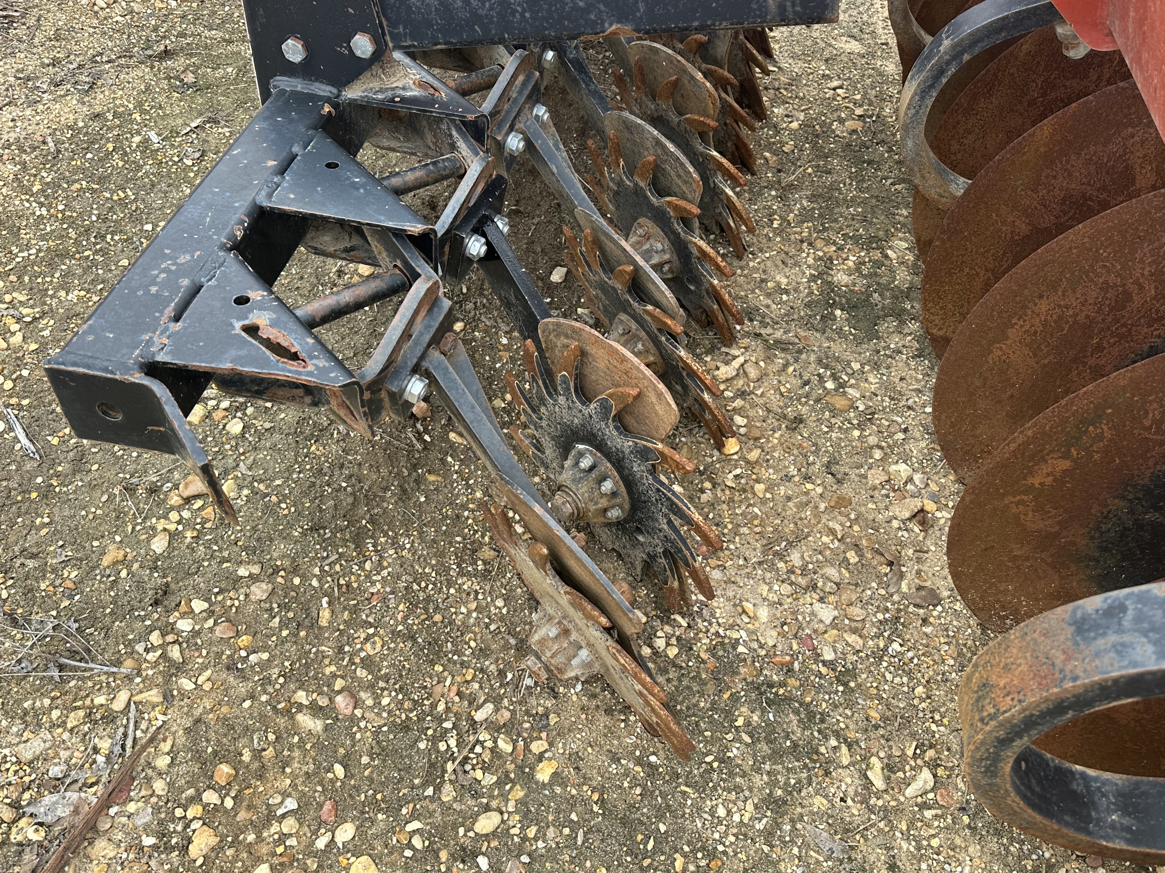 2009 Krause 4850 -18 In-Line Ripper