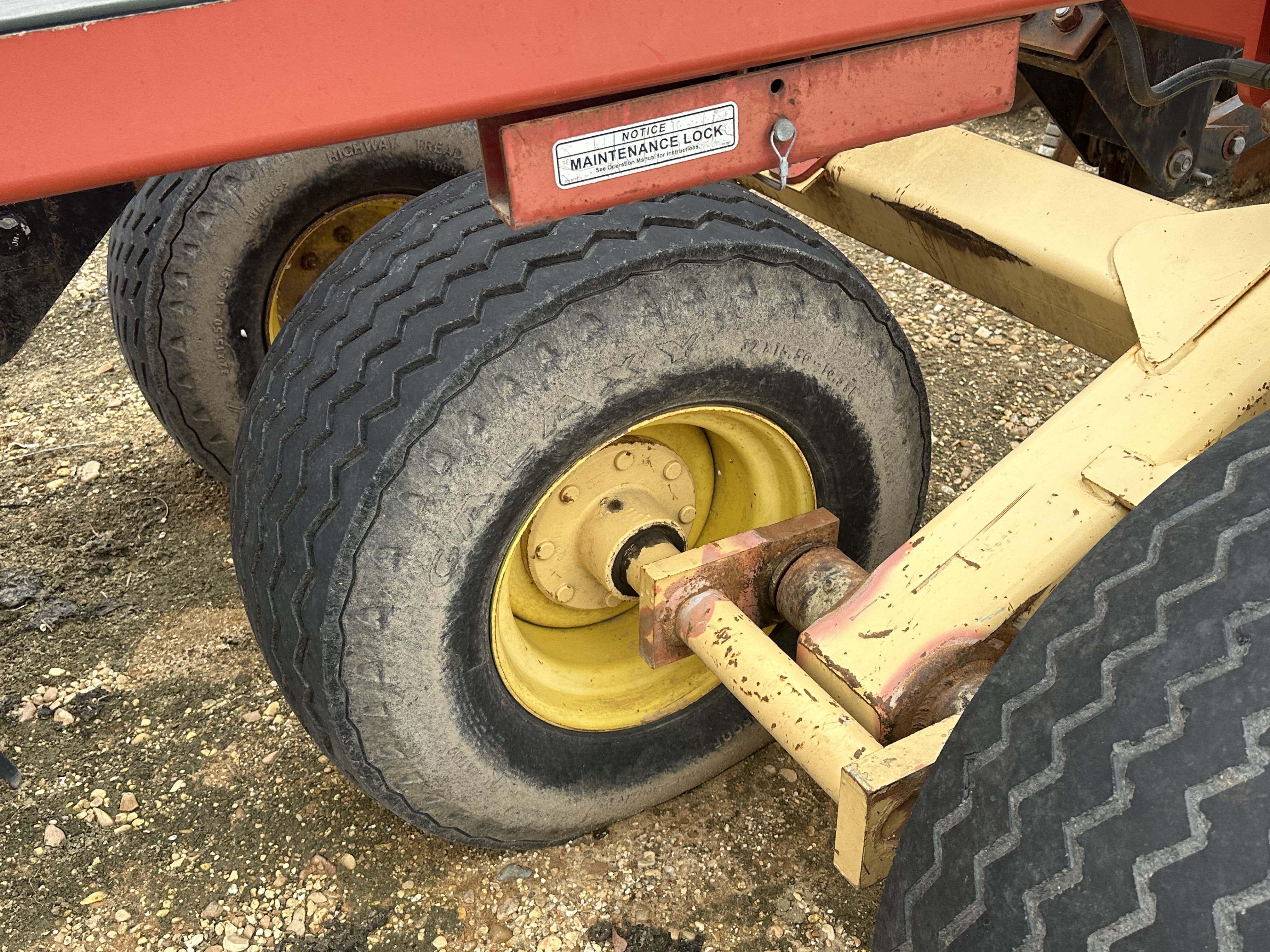 2009 Krause 4850 -18 In-Line Ripper