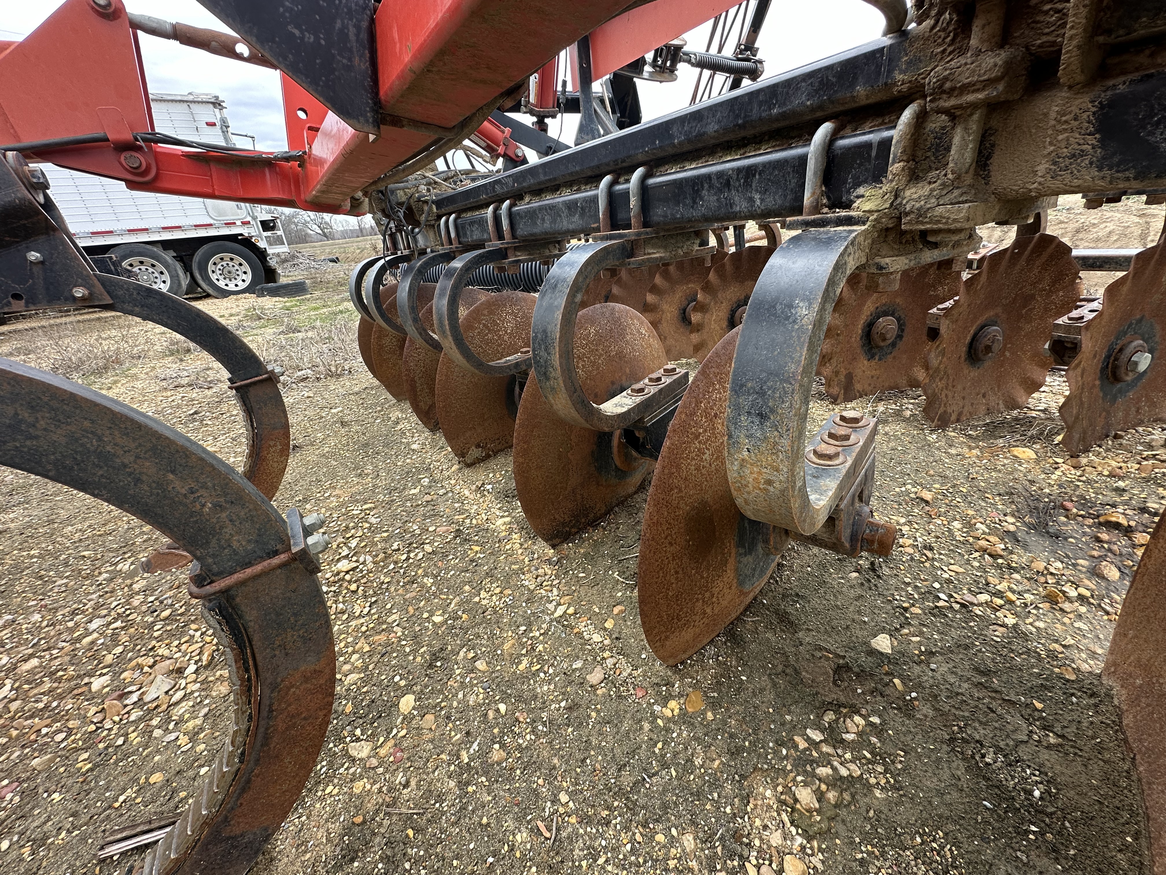 2009 Krause 4850 -18 In-Line Ripper