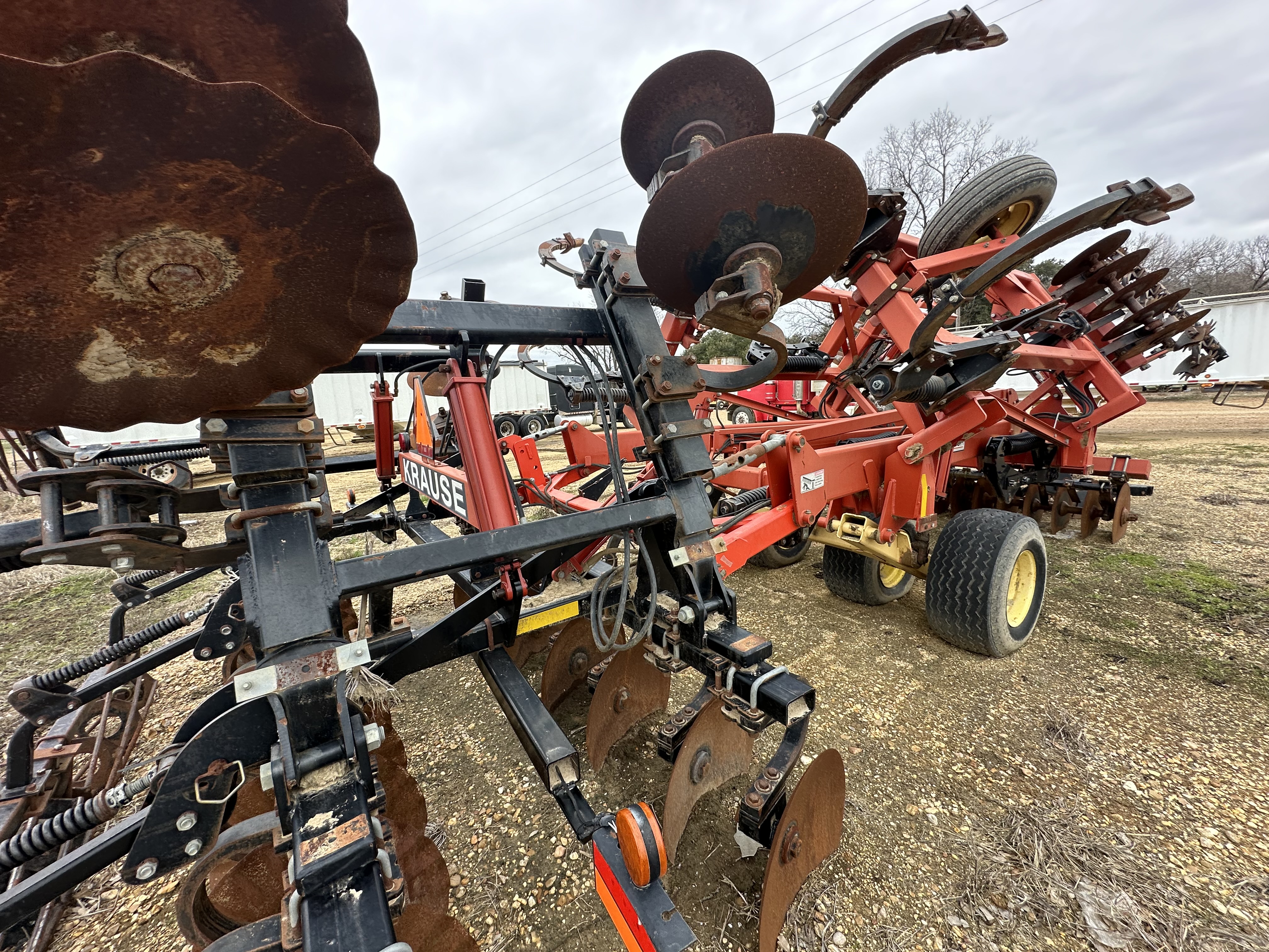 2009 Krause 4850 -18 In-Line Ripper