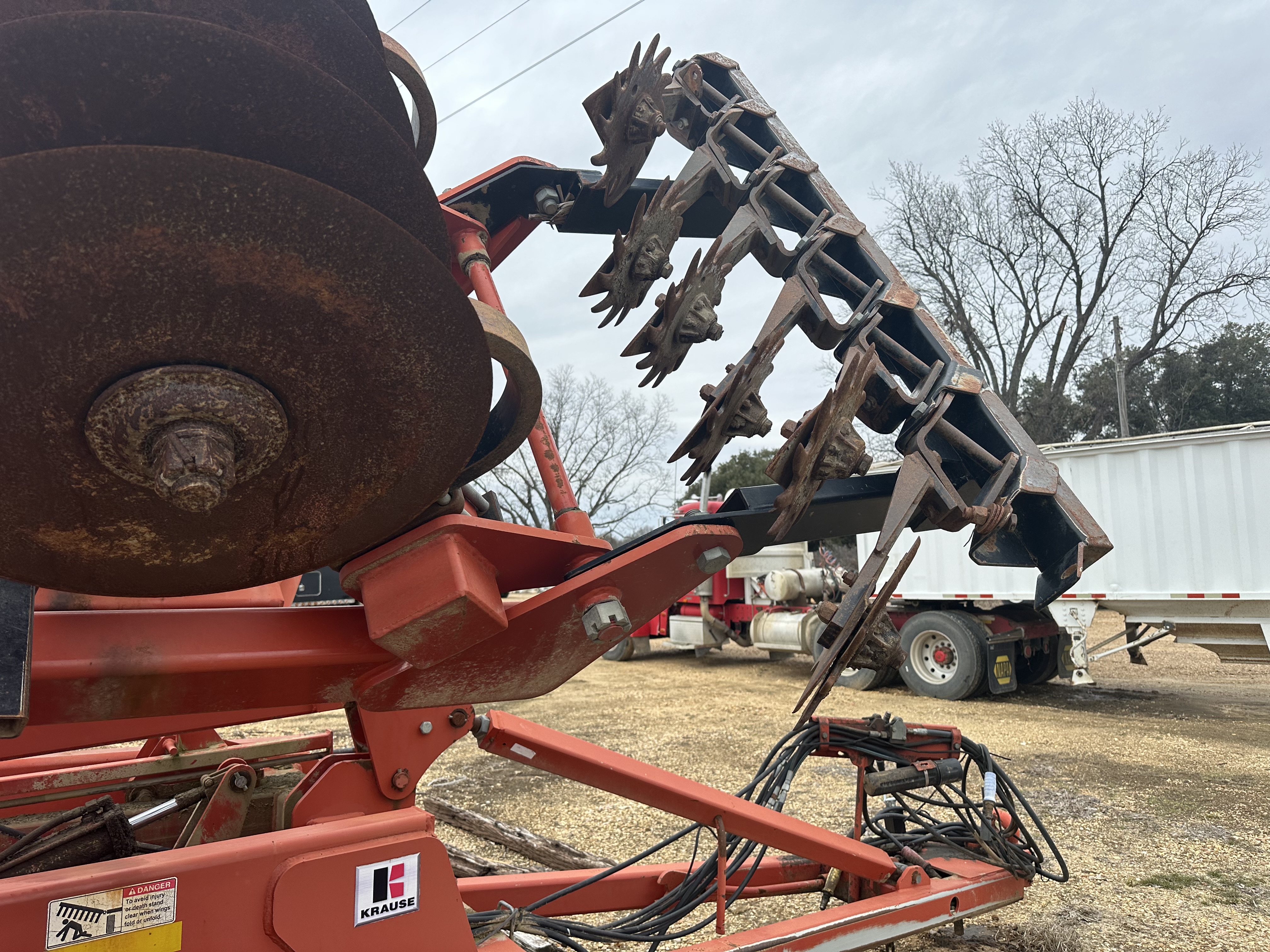 2009 Krause 4850 -18 In-Line Ripper