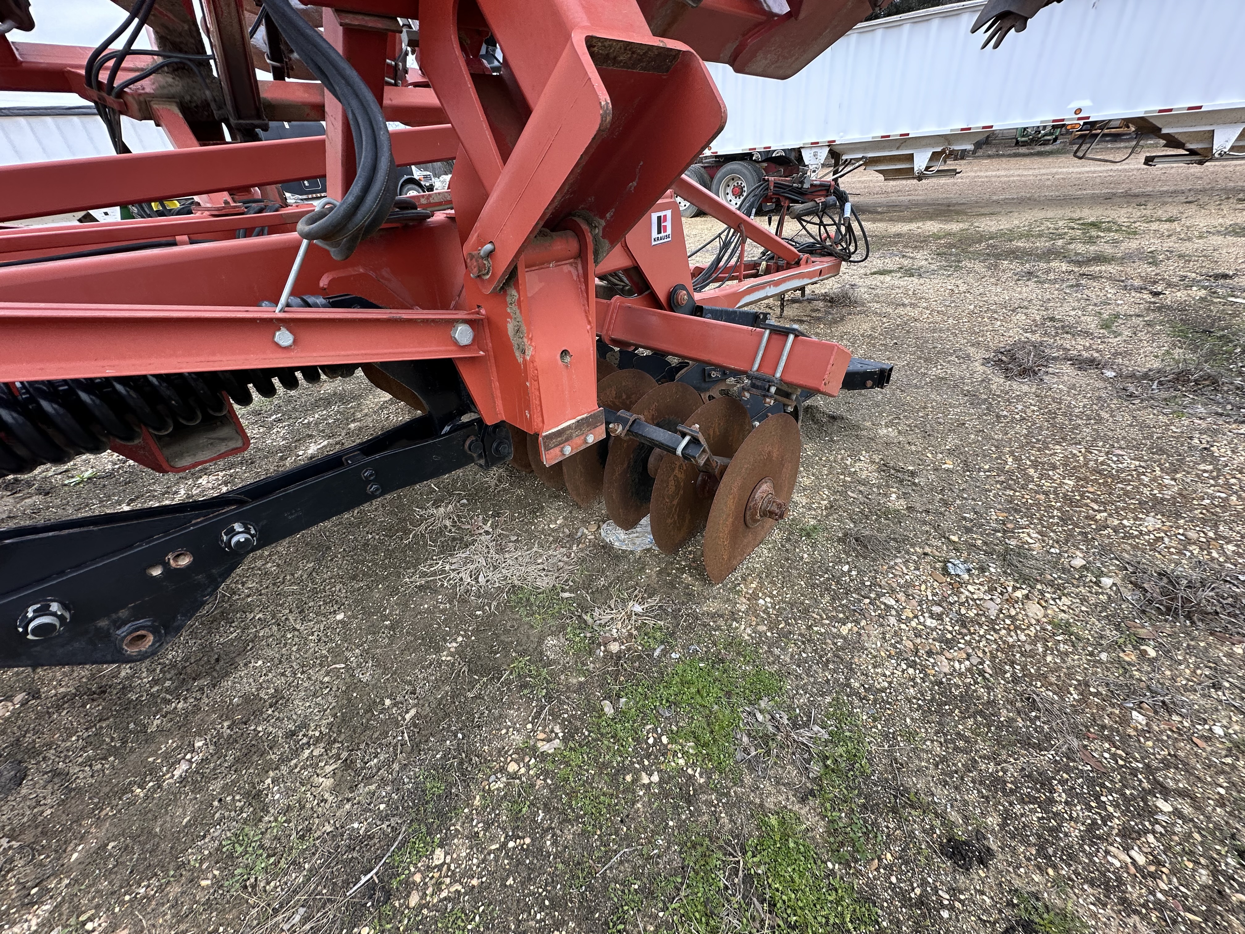 2009 Krause 4850 -18 In-Line Ripper