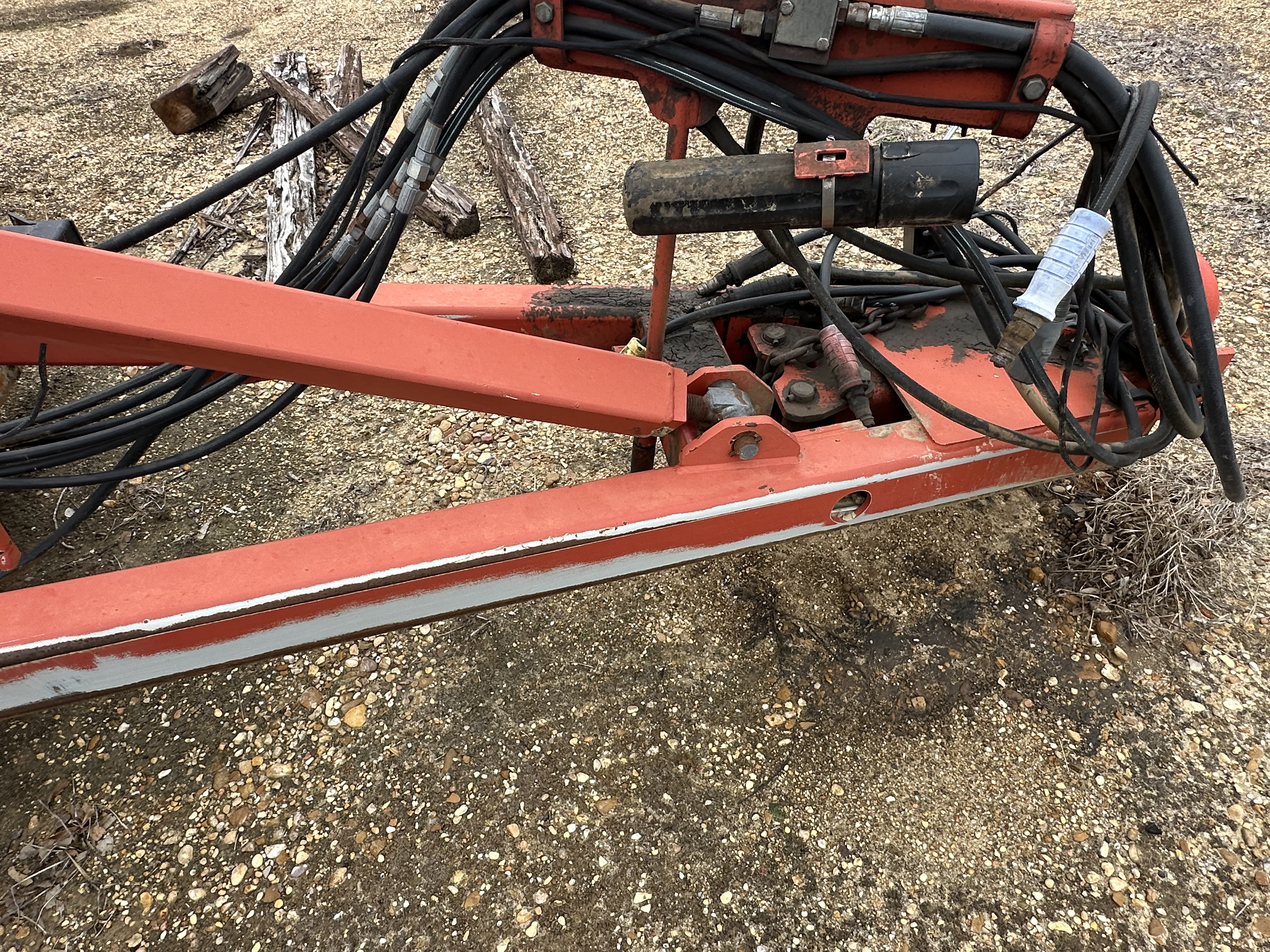 2009 Krause 4850 -18 In-Line Ripper