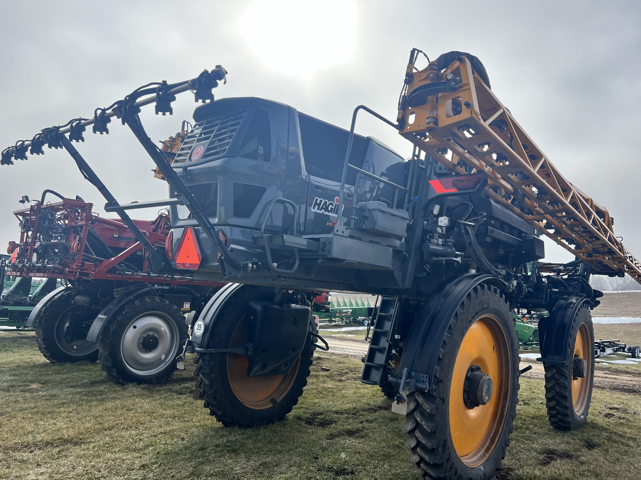 2022 Hagie STS12 Self-Propelled Sprayer