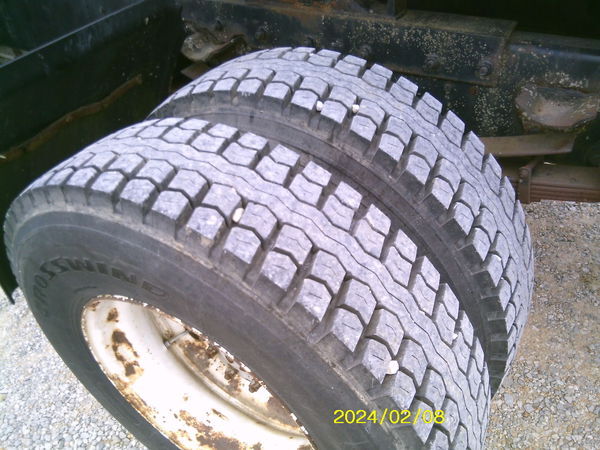 1992 Ford L8000 Semi Trucks/Trailer