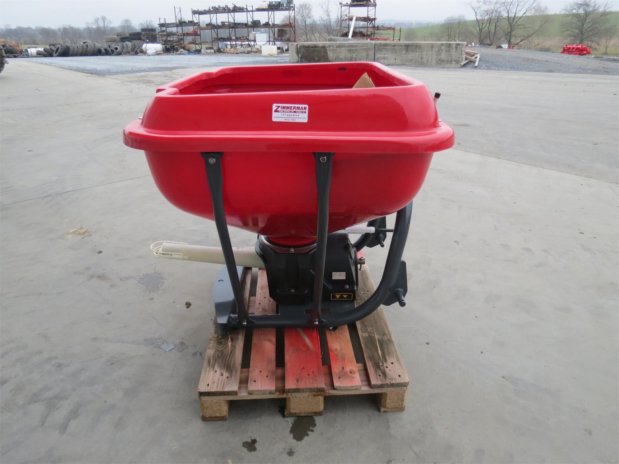 2025 BMC AIP500 Pull-Type Fertilizer Spreader
