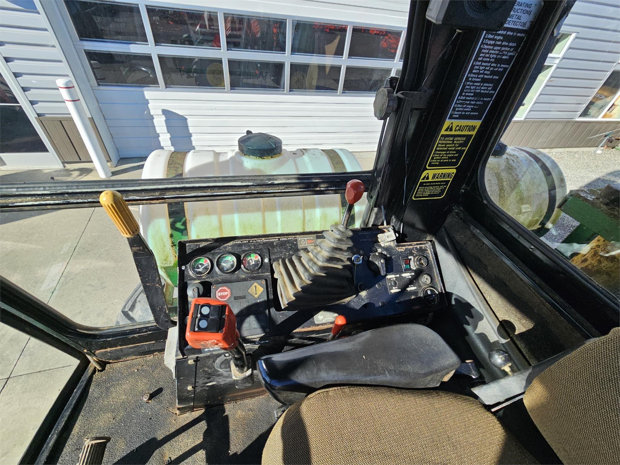 1991 John Deere 5830 Self-Propelled Forage Harvester
