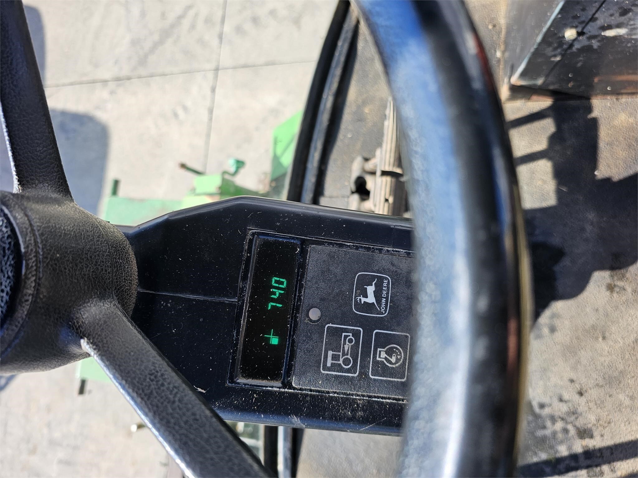 1991 John Deere 5830 Self-Propelled Forage Harvester