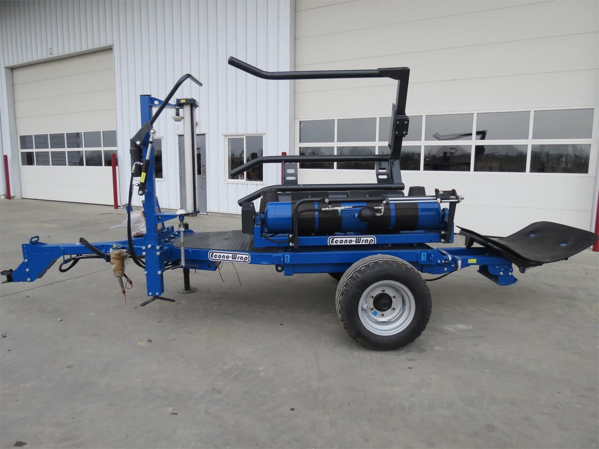 2025 Econo-Wrap EW1800TA Bale Wrapper