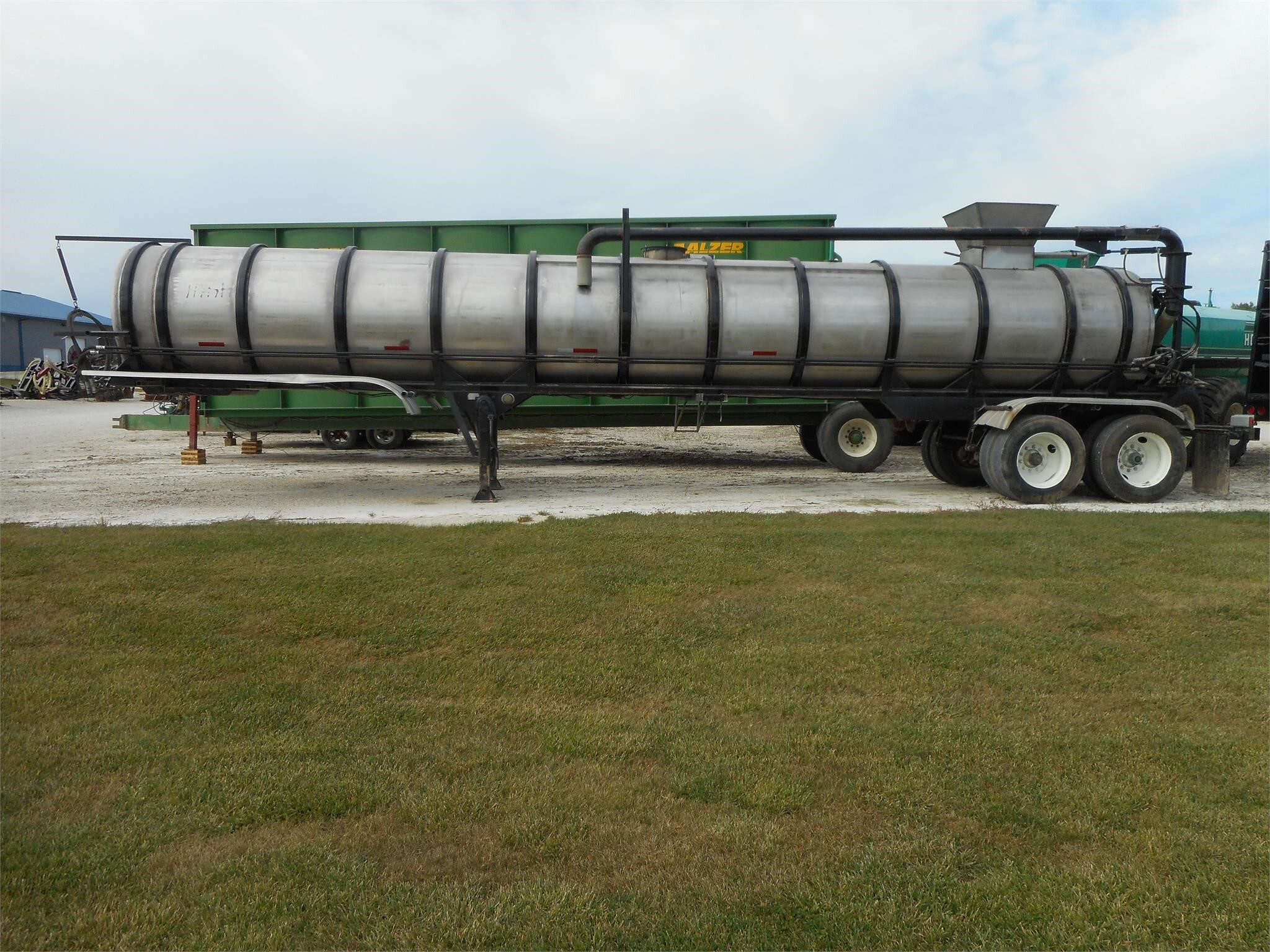 1979 Brenner 6000 GAL Fuel Trucks/Trailer