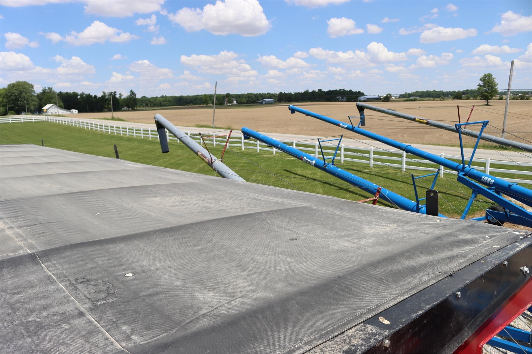 2013 J&M 1250-20T Grain Cart