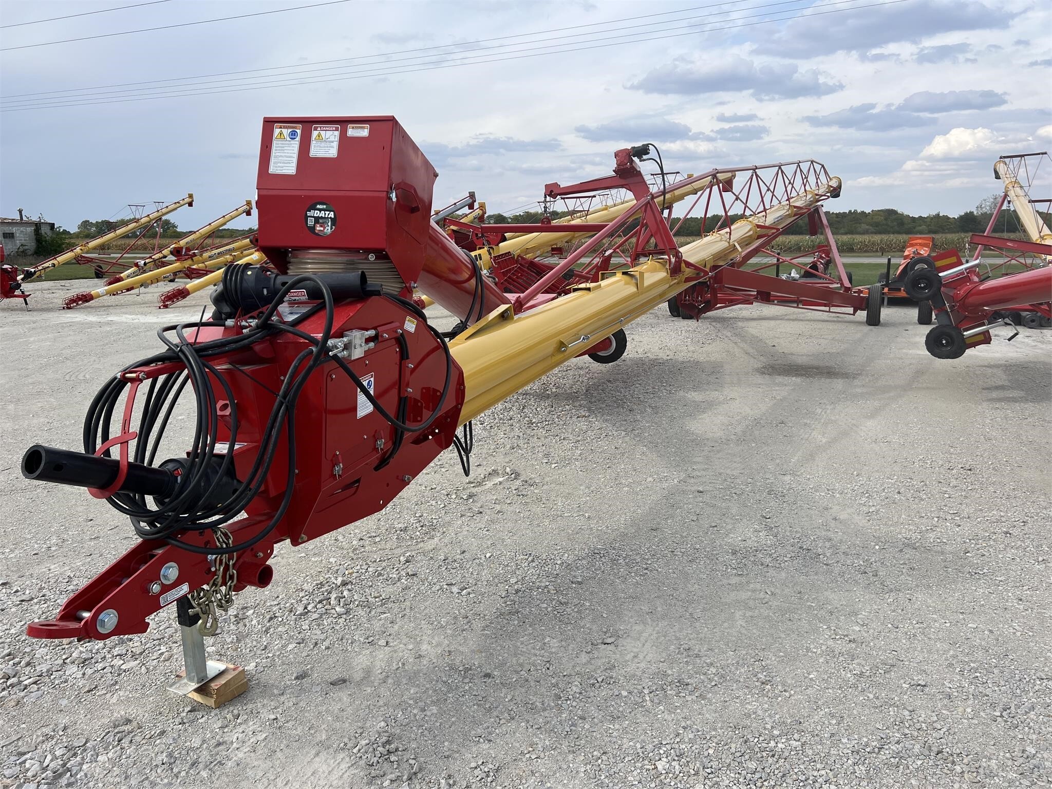 2024 Westfield MKX2 1394 Augers and Conveyor 51,900 Machinery Pete