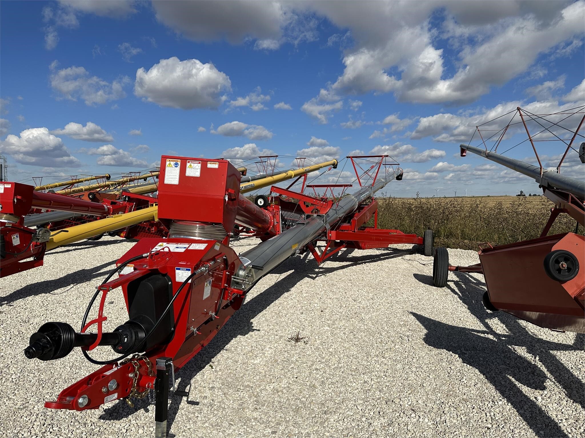  Hutchinson HX2 13-74 Augers and Conveyor