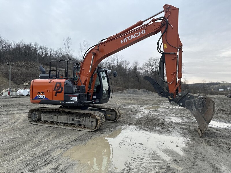 Used Hitachi Excavators for Sale - 24 Listings | Machinery Pete