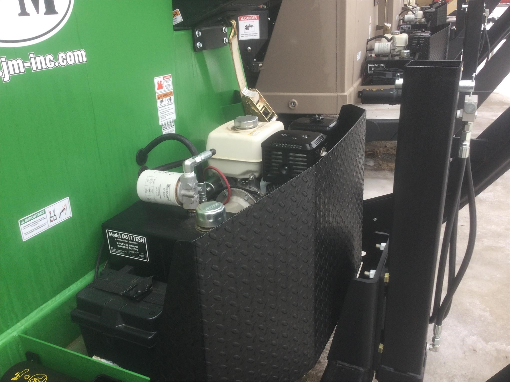 2024 J&M LC390 Seed Tender