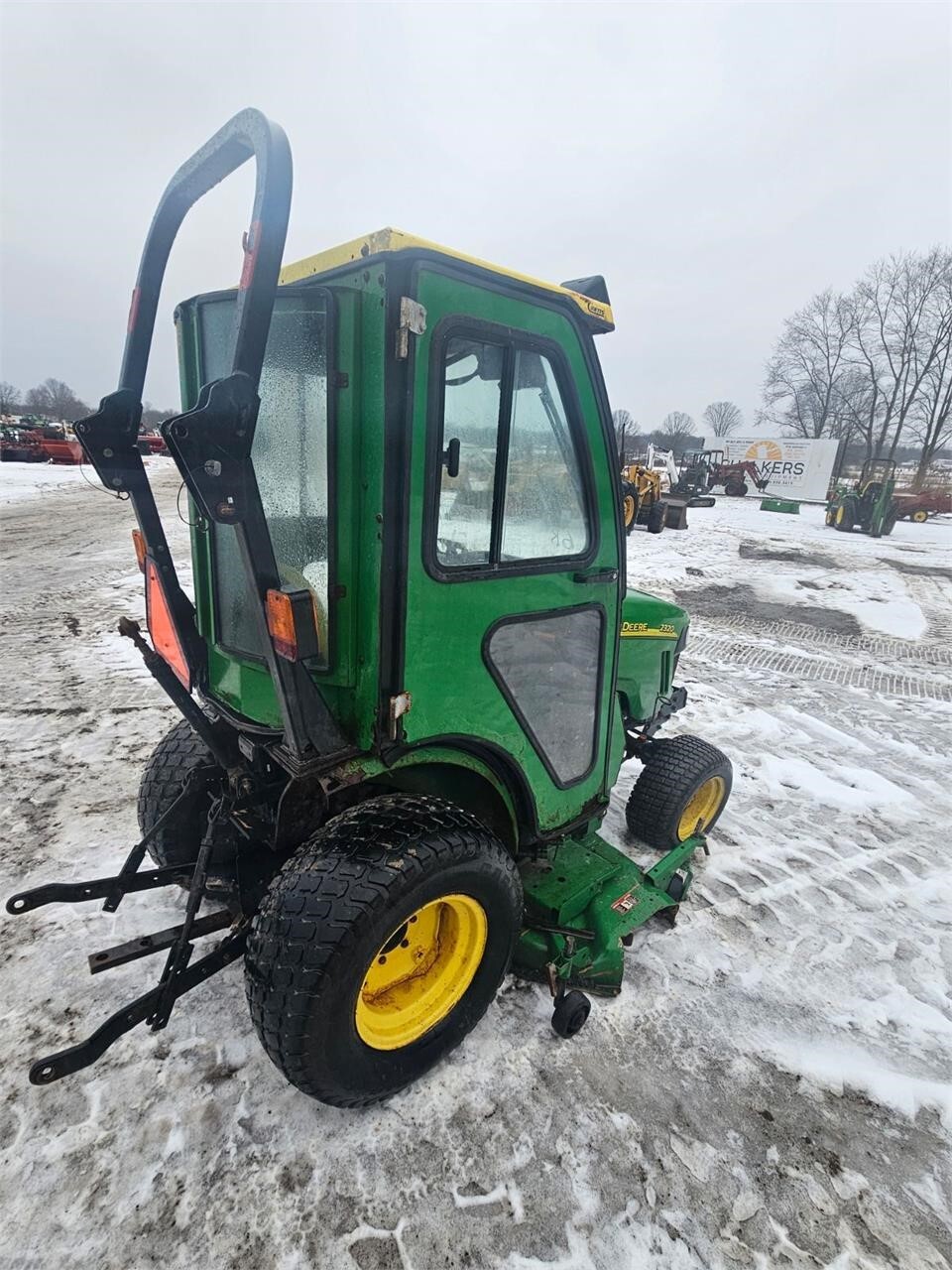  John Deere 2320 Tractor