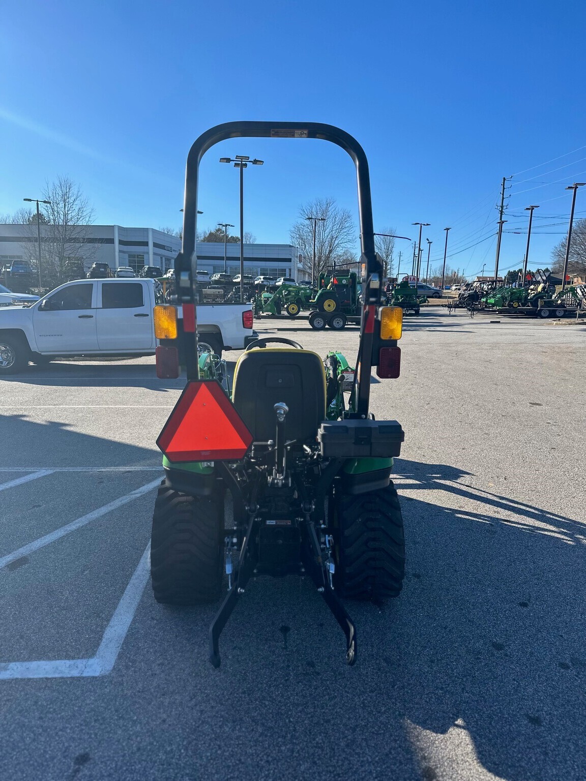 2022 John Deere 1023E Tractor