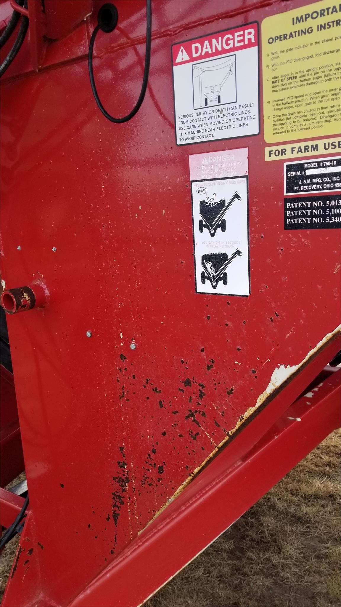 2003 J&M 750-18 Grain Cart