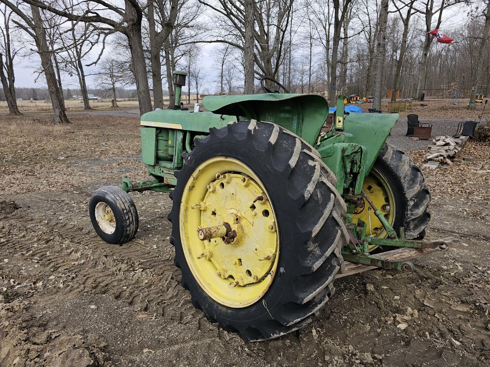  John Deere 3010 Tractor