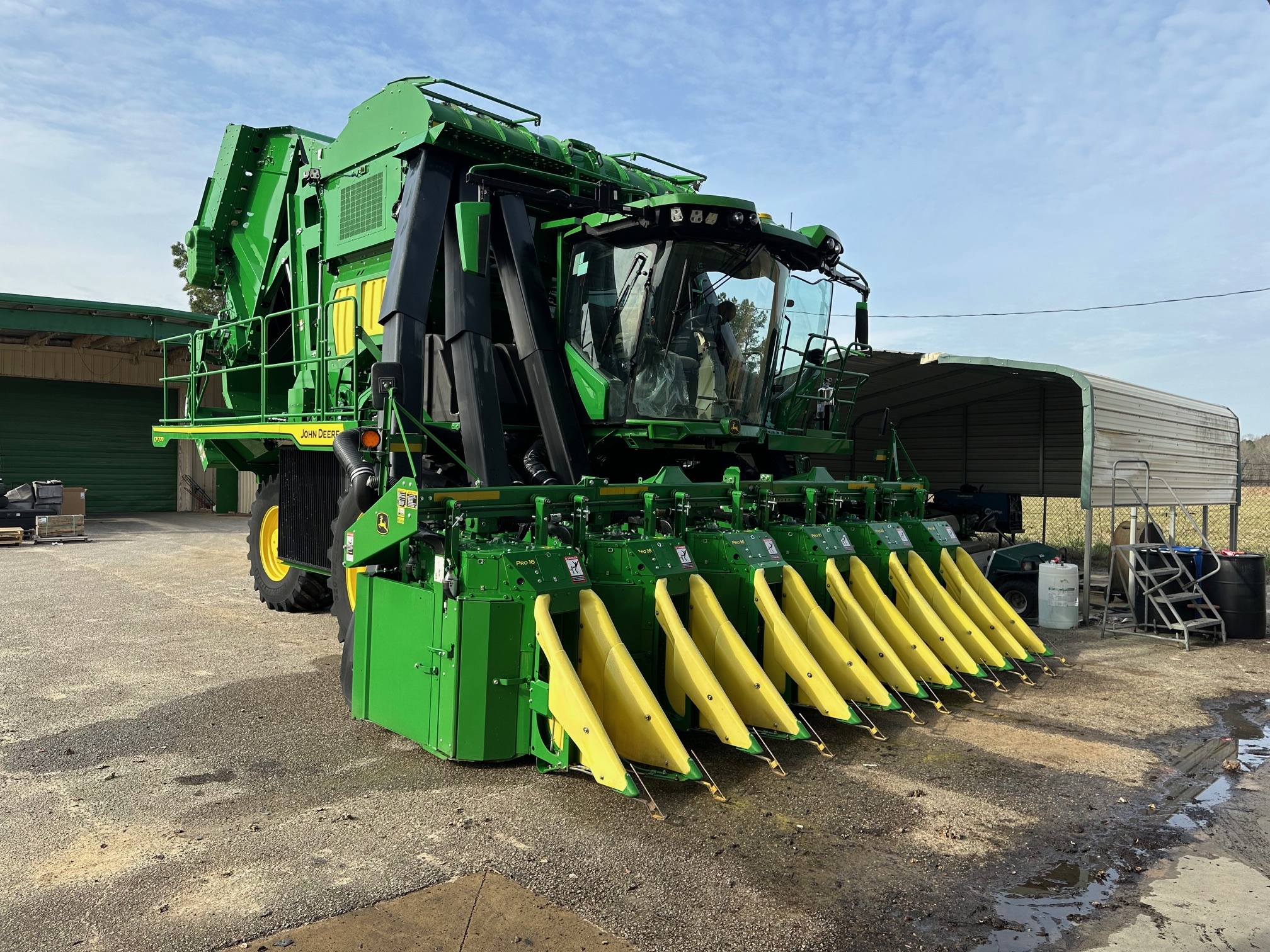 2023 John Deere CP770 Cotton Equipment