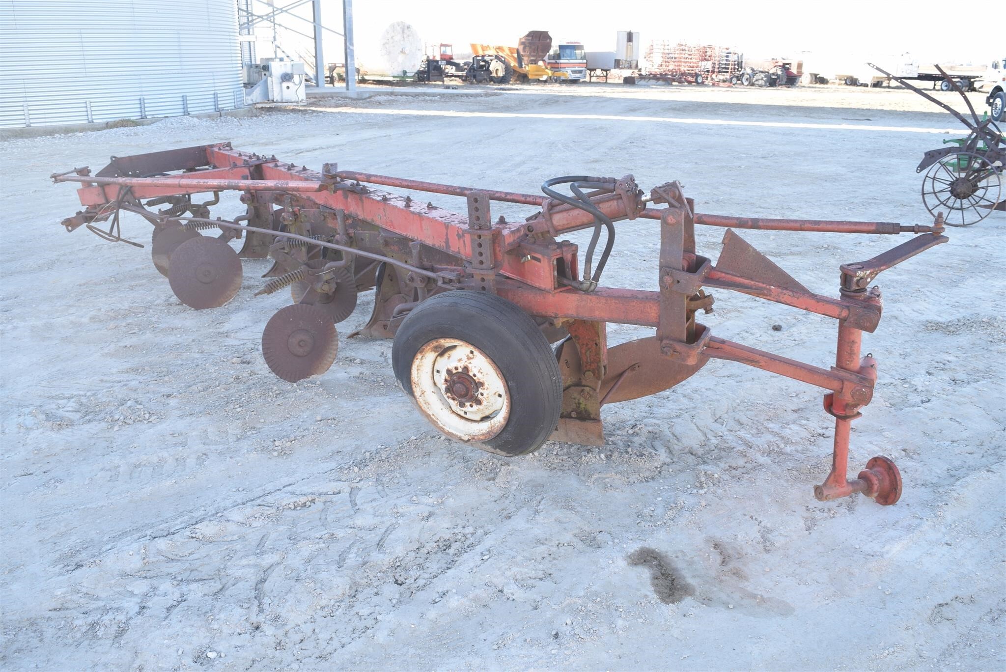  International Harvester 710 Plow