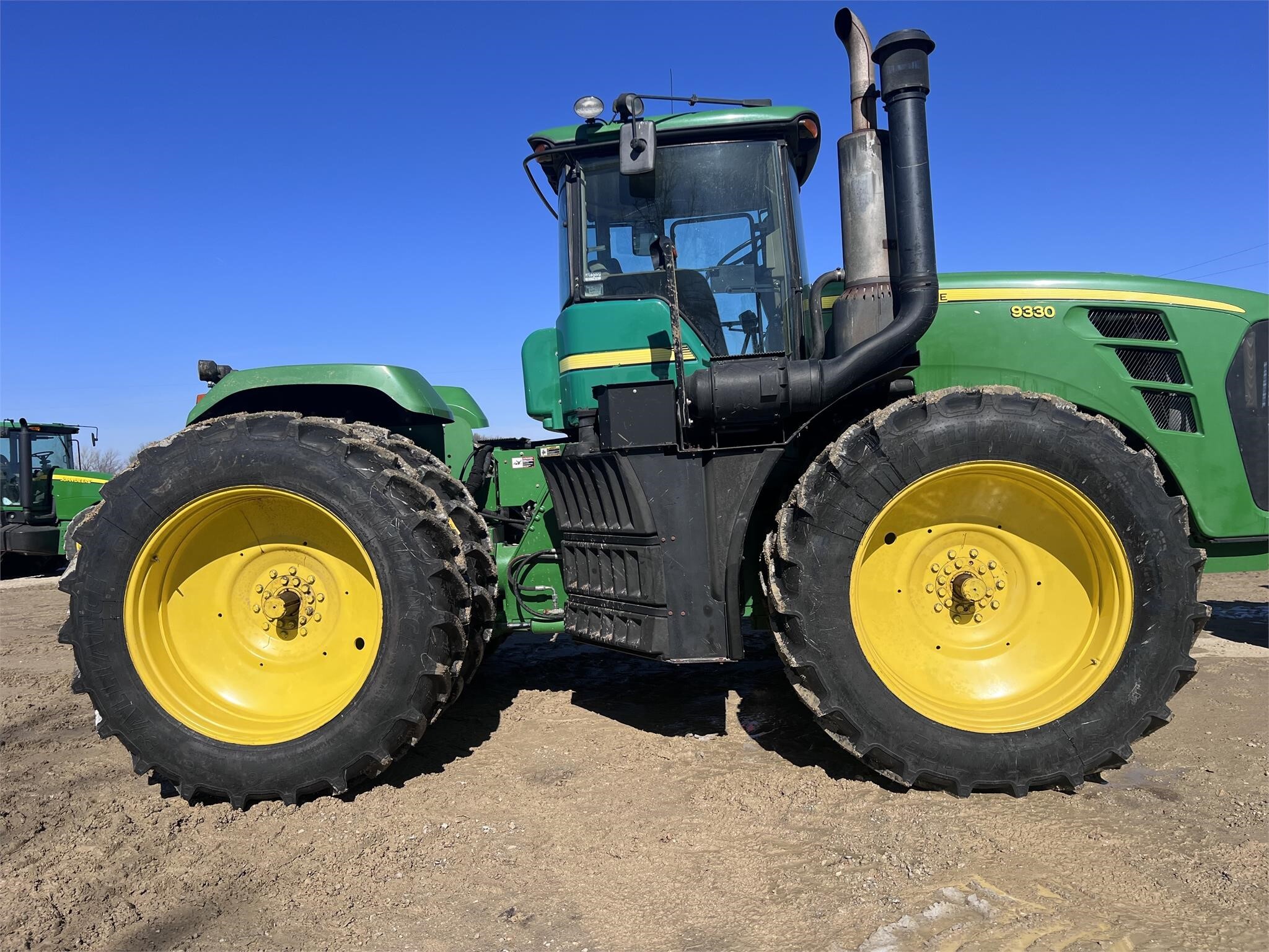 2010 John Deere 9330 Tractor
