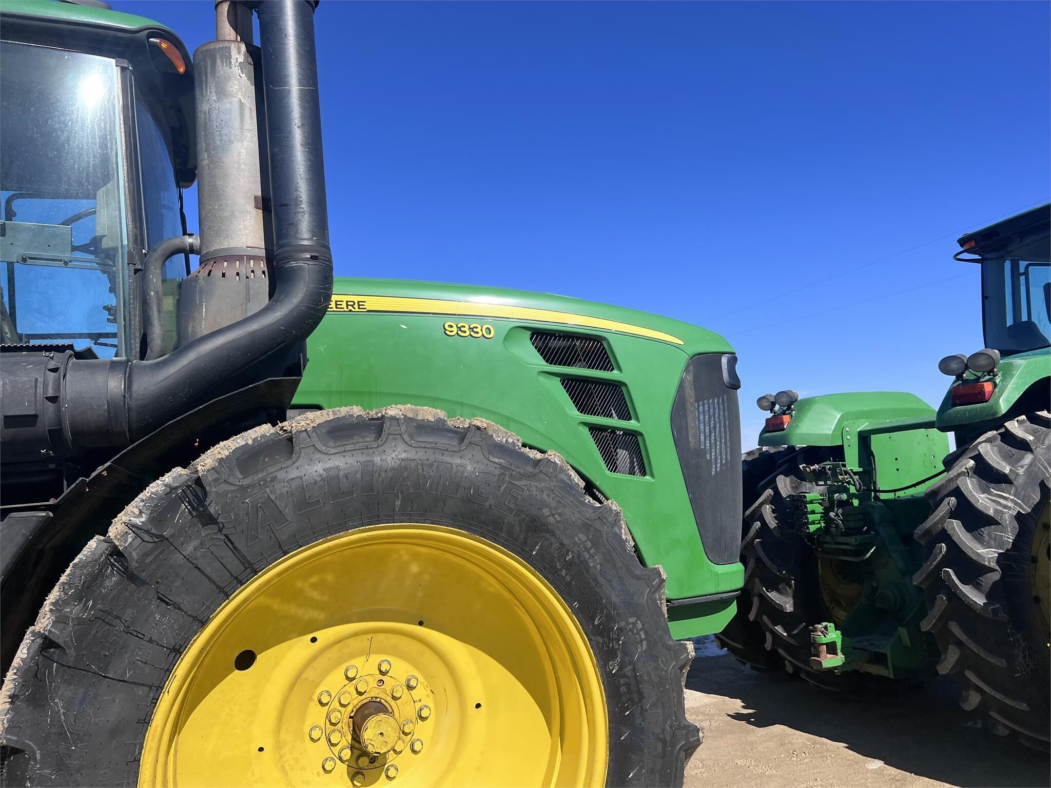2010 John Deere 9330 Tractor