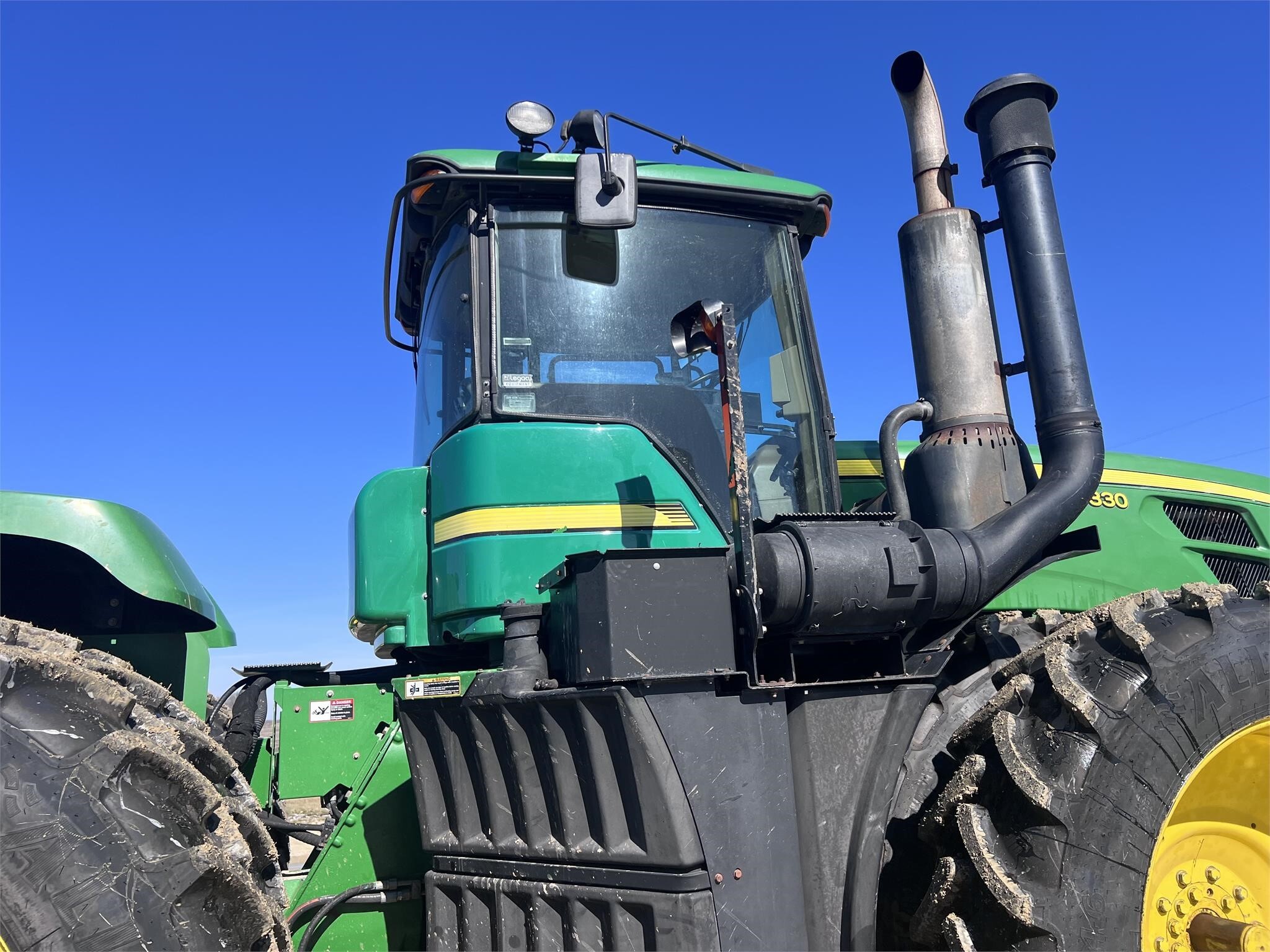 2010 John Deere 9330 Tractor