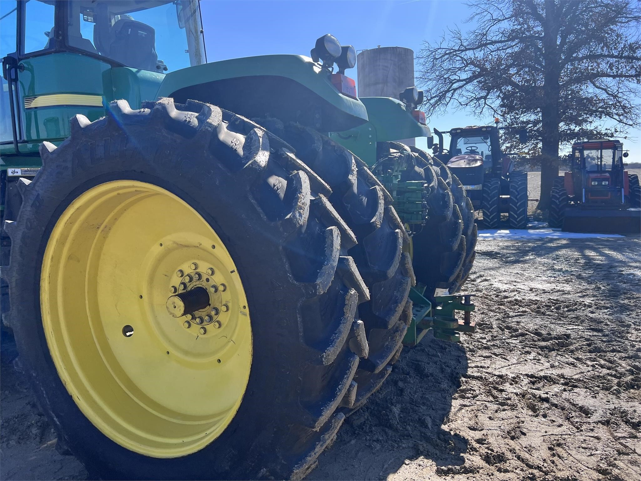 2010 John Deere 9330 Tractor
