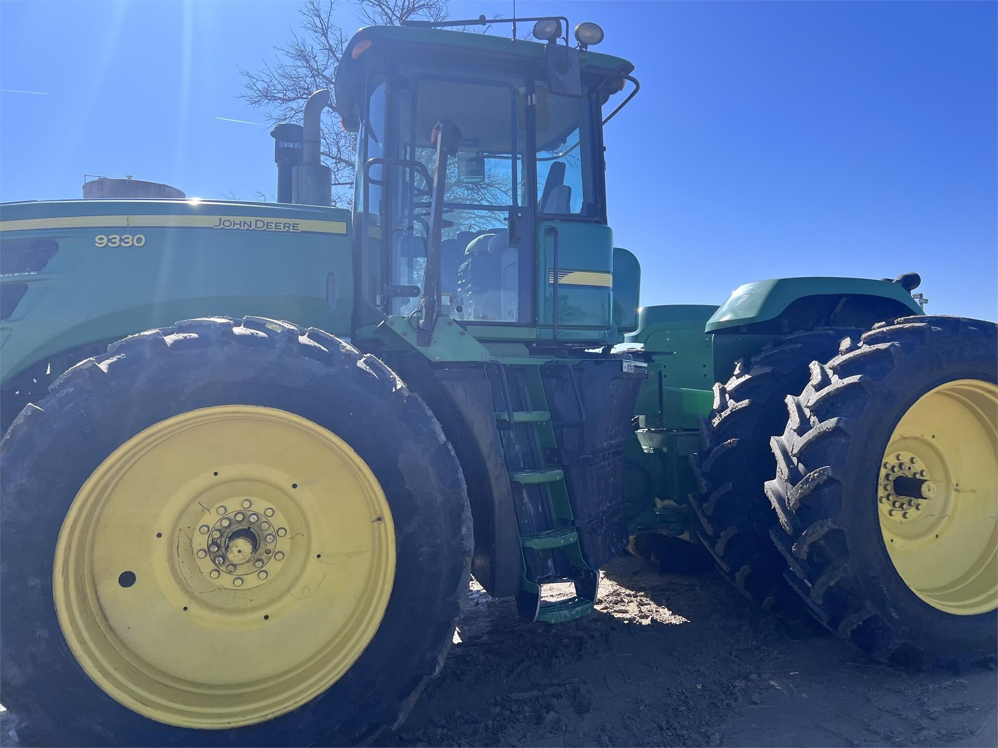 2010 John Deere 9330 Tractor