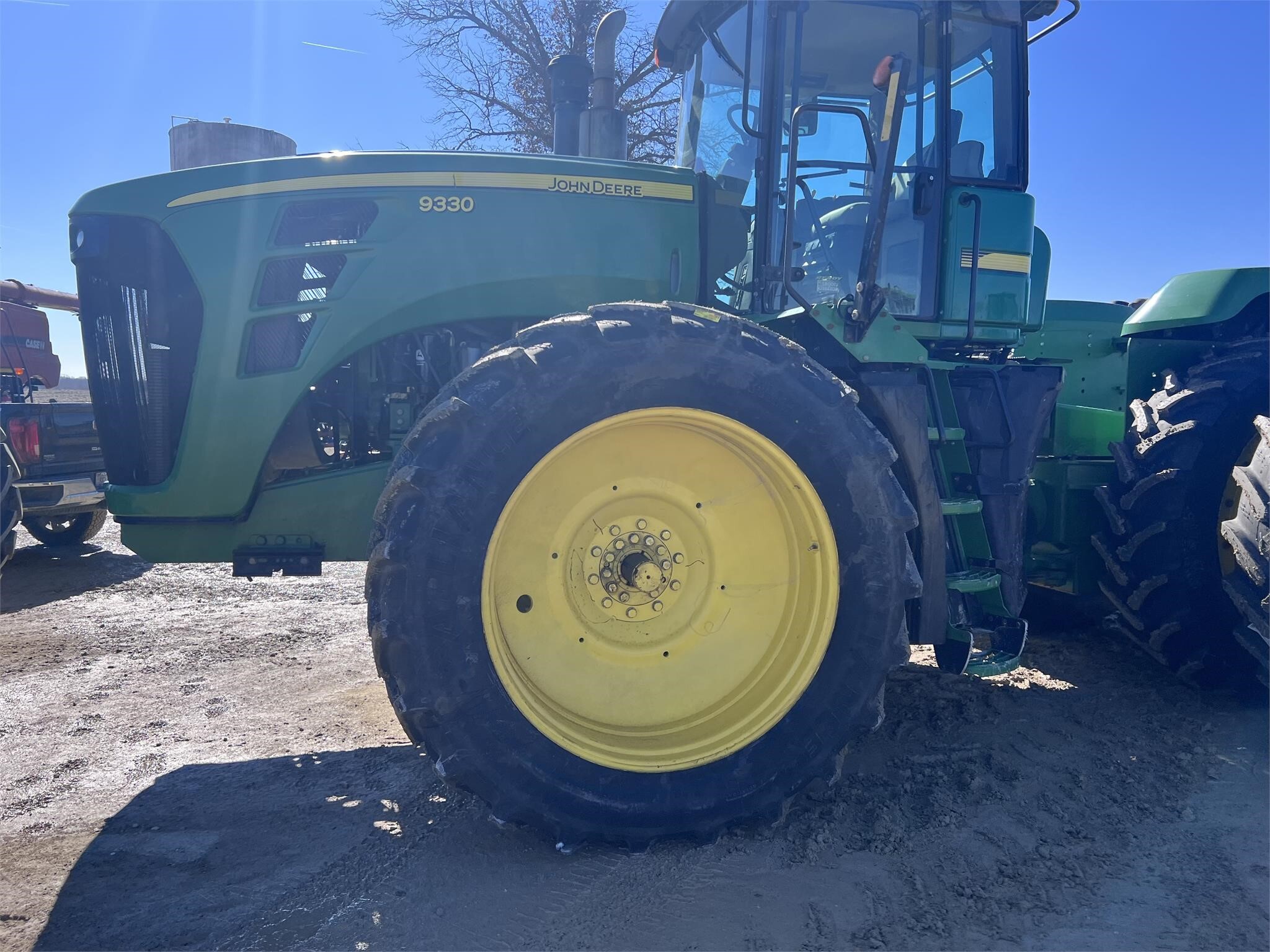 2010 John Deere 9330 Tractor