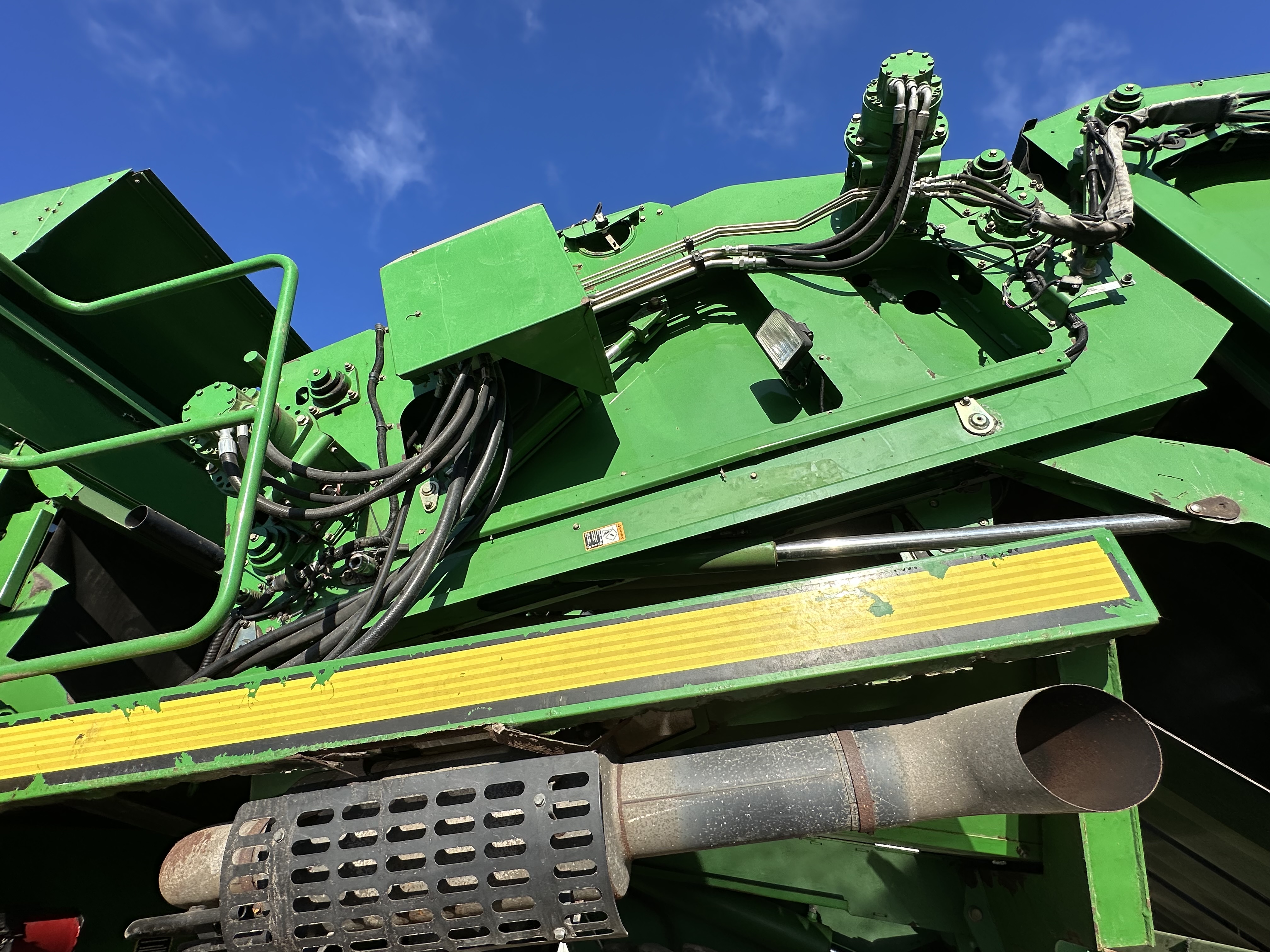 2010 John Deere 7760 Cotton Equipment