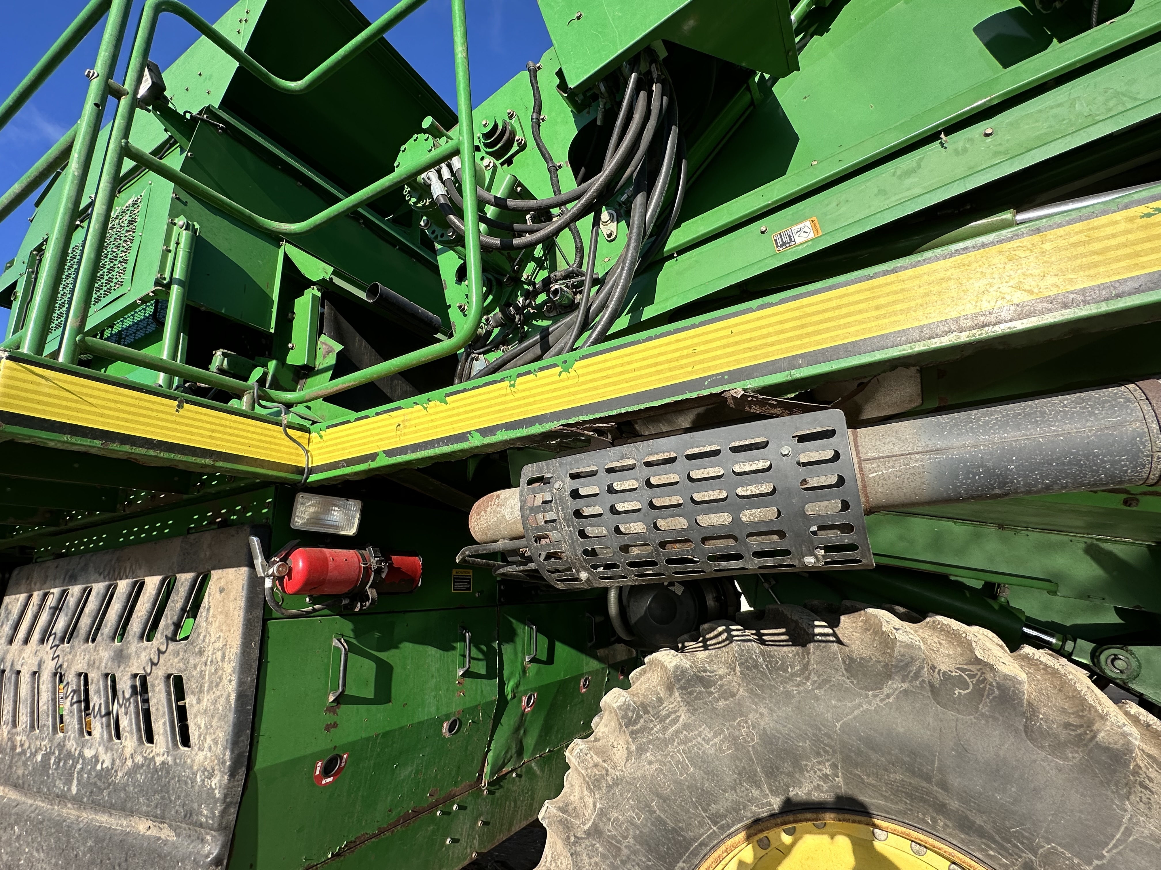 2010 John Deere 7760 Cotton Equipment
