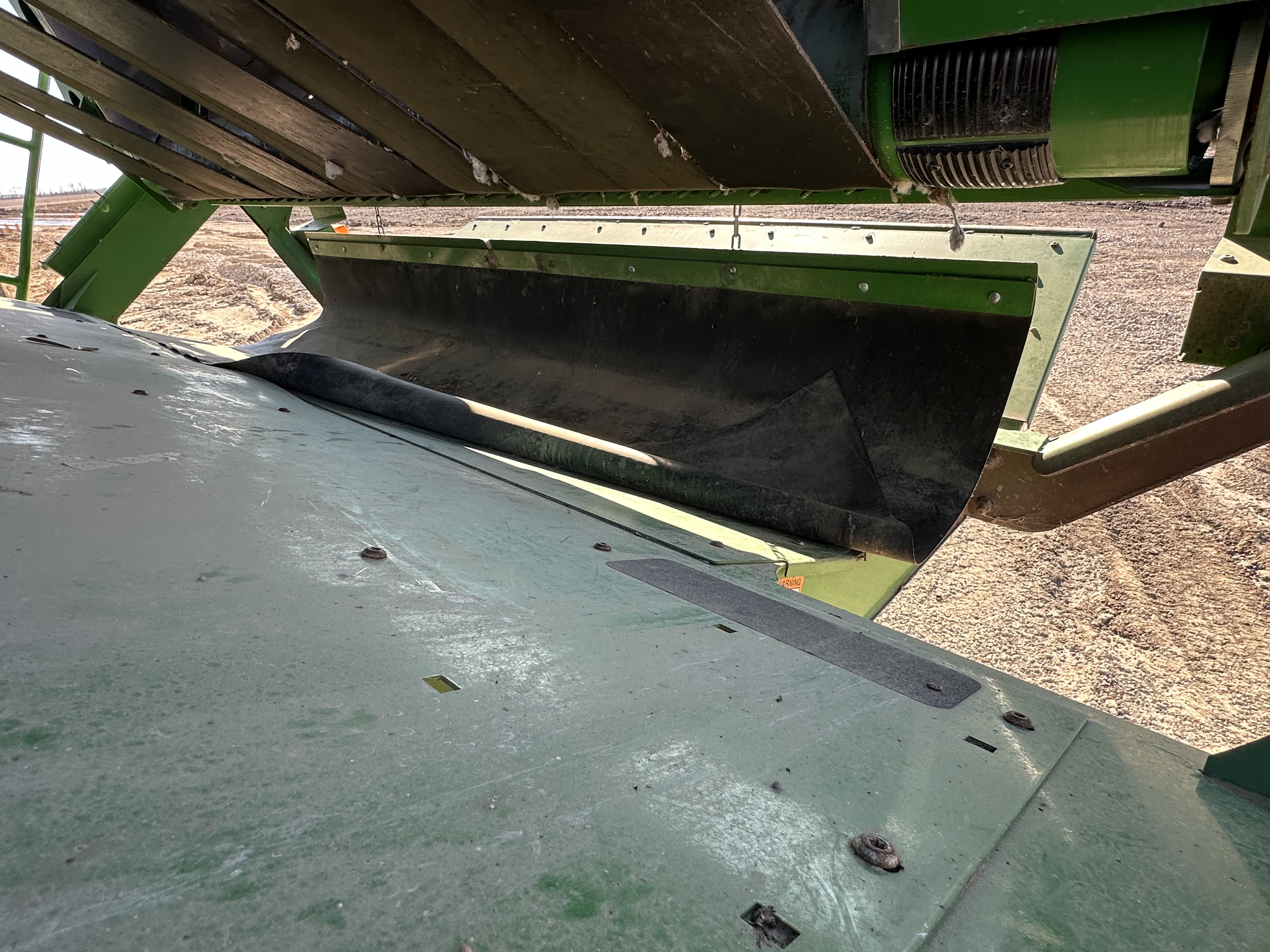 2010 John Deere 7760 Cotton Equipment