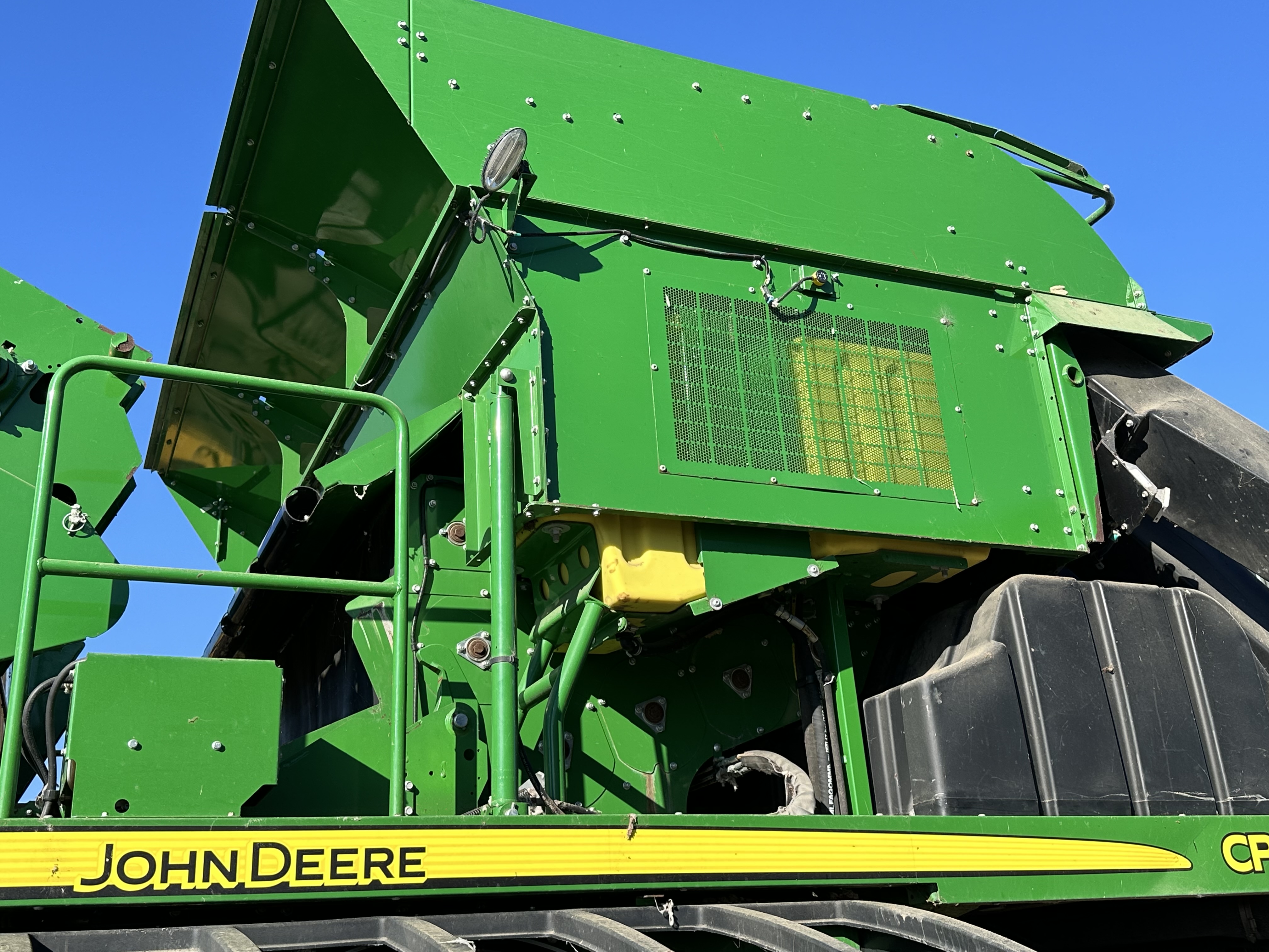 2010 John Deere 7760 Cotton Equipment