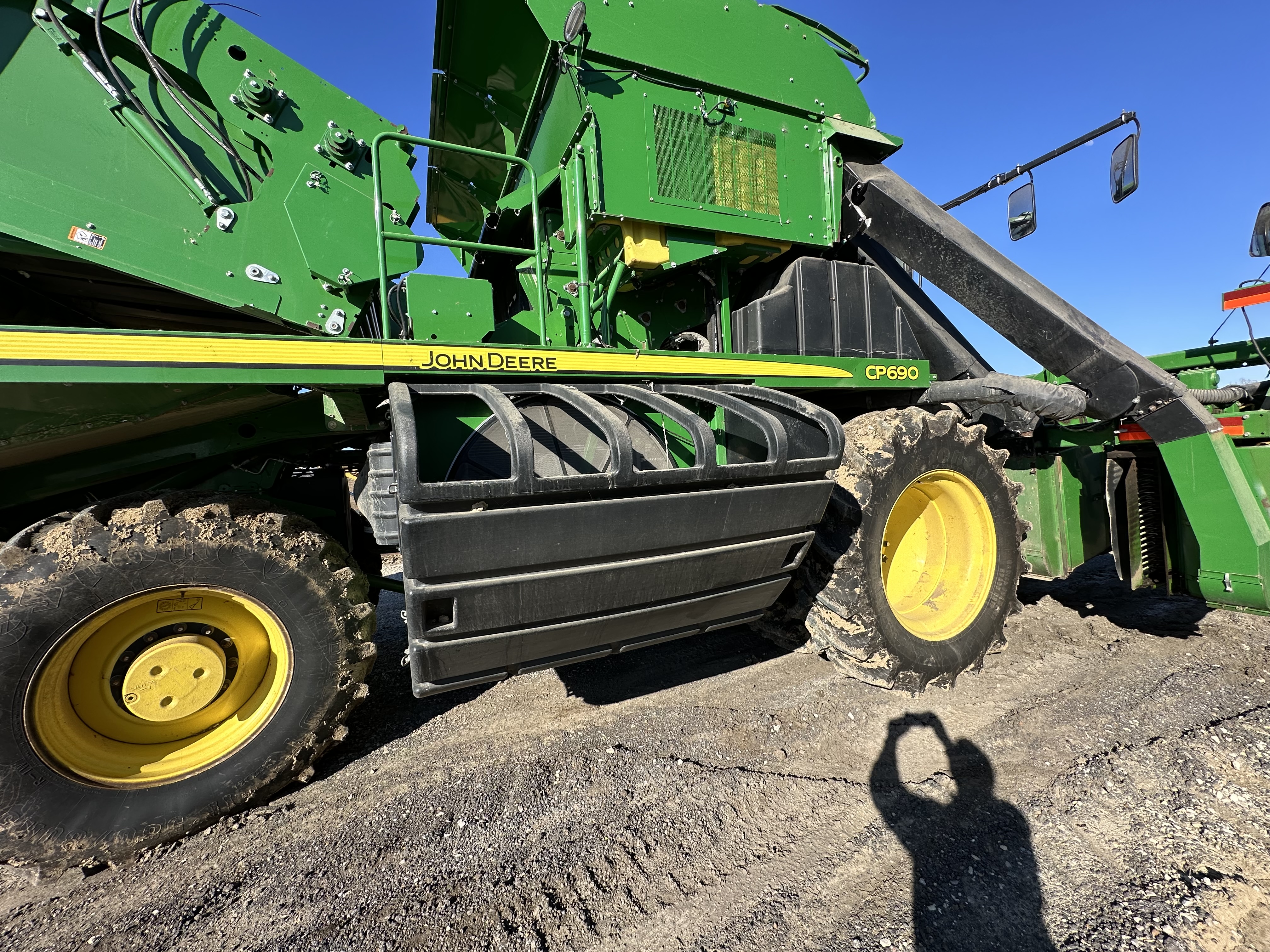 2010 John Deere 7760 Cotton Equipment