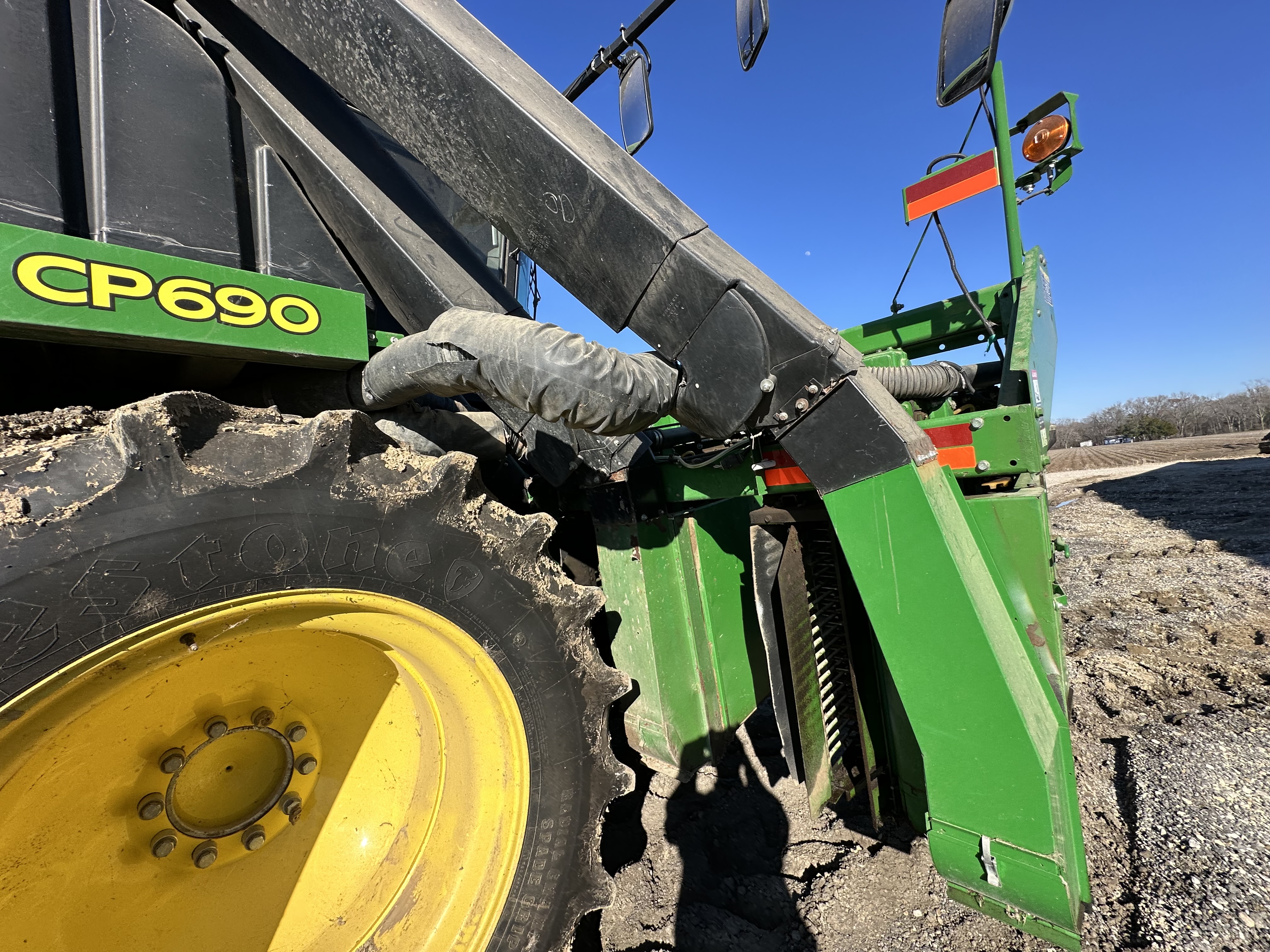 2010 John Deere 7760 Cotton Equipment